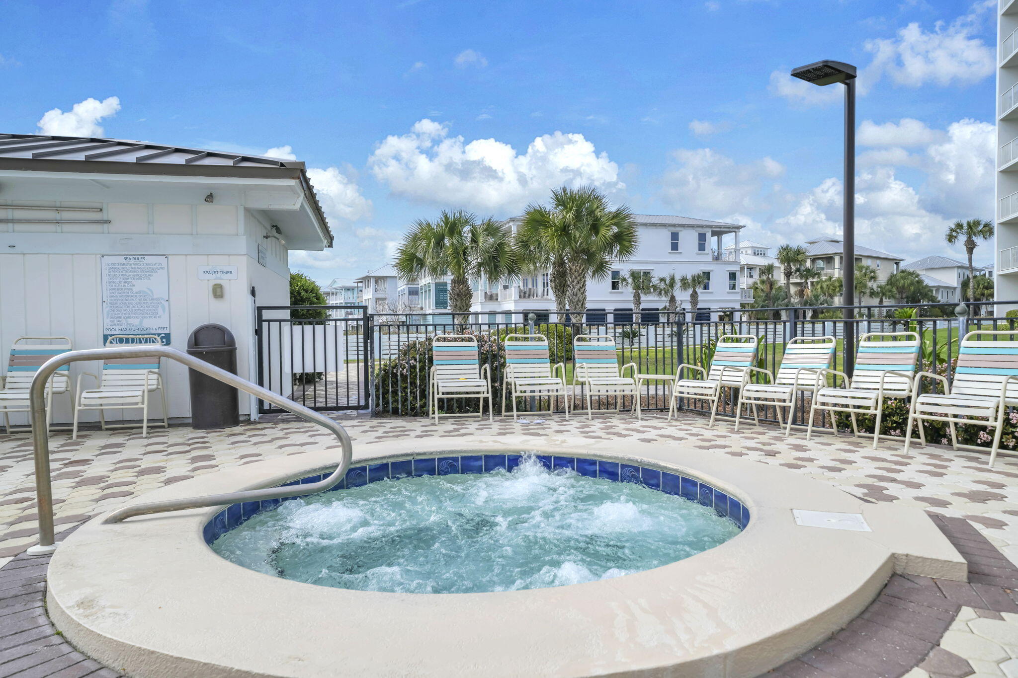 ISLANDER CONDO PH 2 - Residential