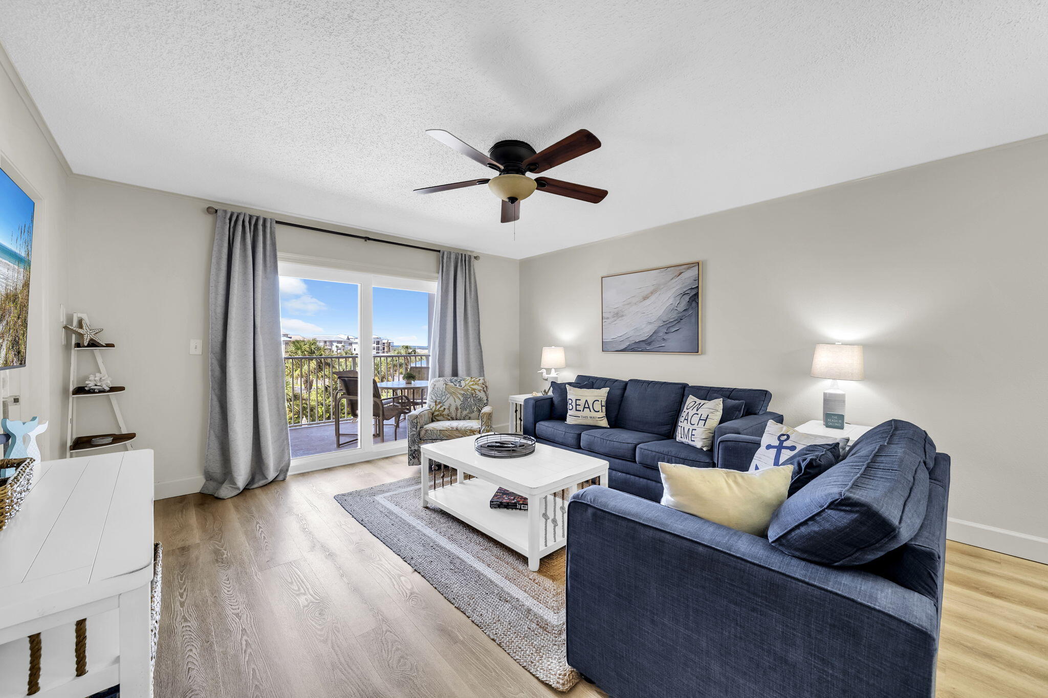 ISLANDER CONDO PH 2 - Residential