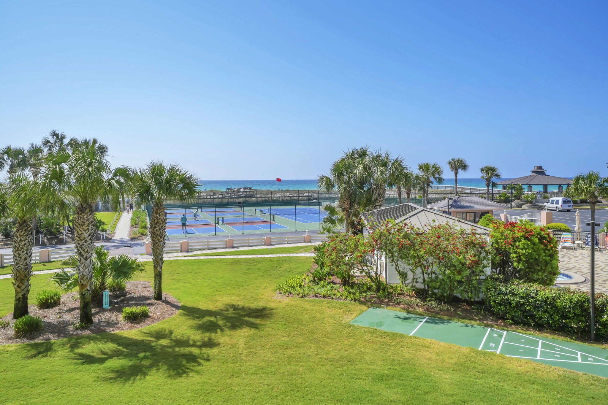 ISLANDER CONDO PH 2 - Residential