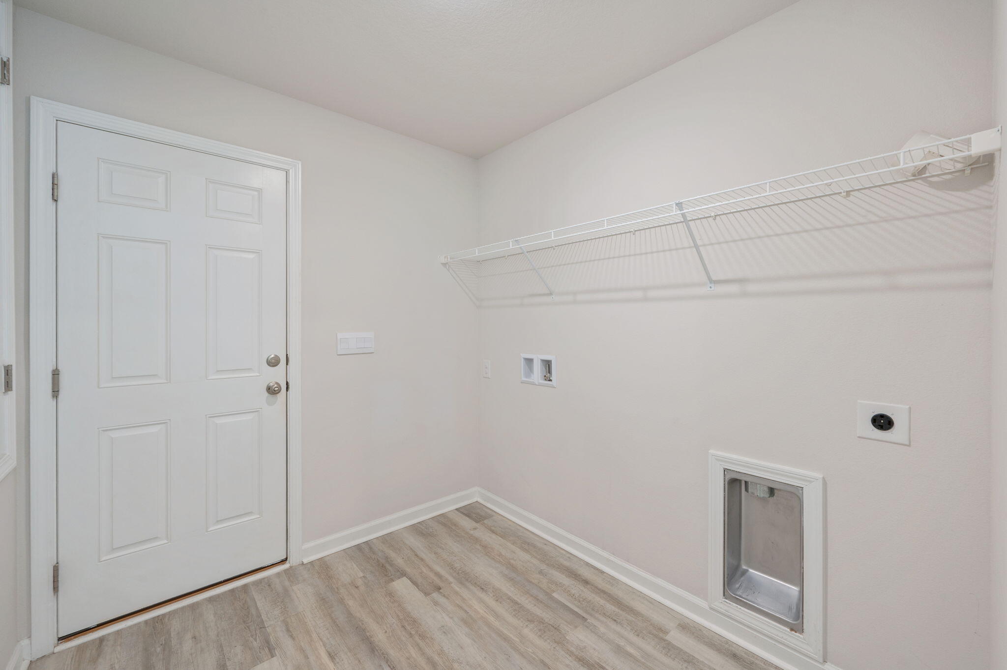 PLANTATION WOODS - Residential Lease