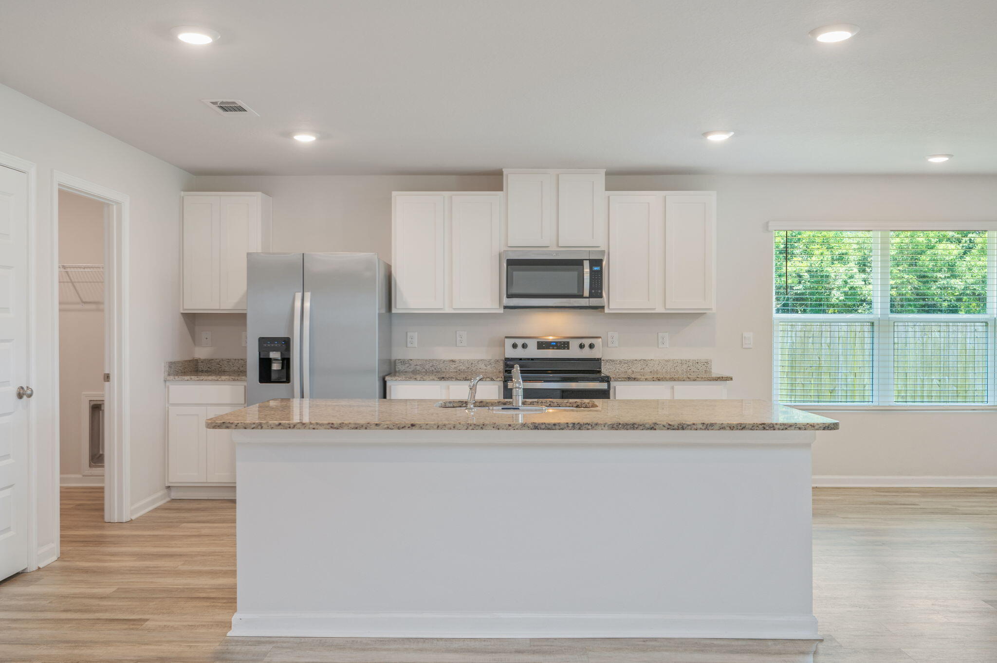 PLANTATION WOODS - Residential Lease