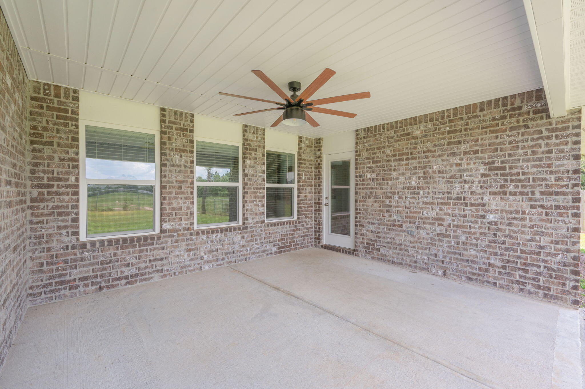 PLANTATION WOODS - Residential Lease