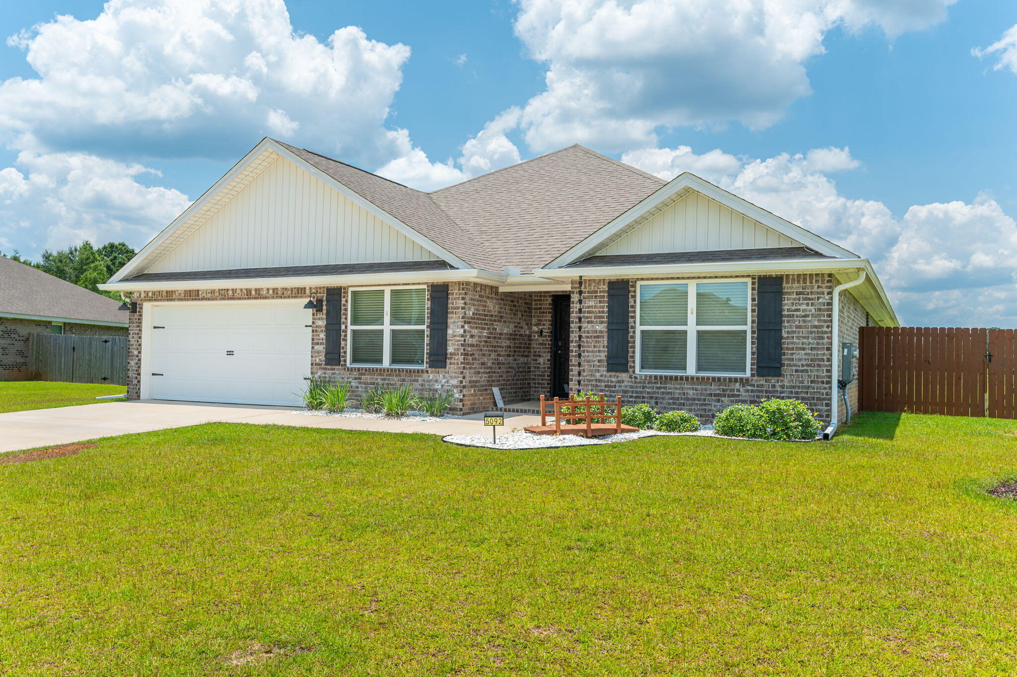 PLANTATION WOODS - Residential Lease