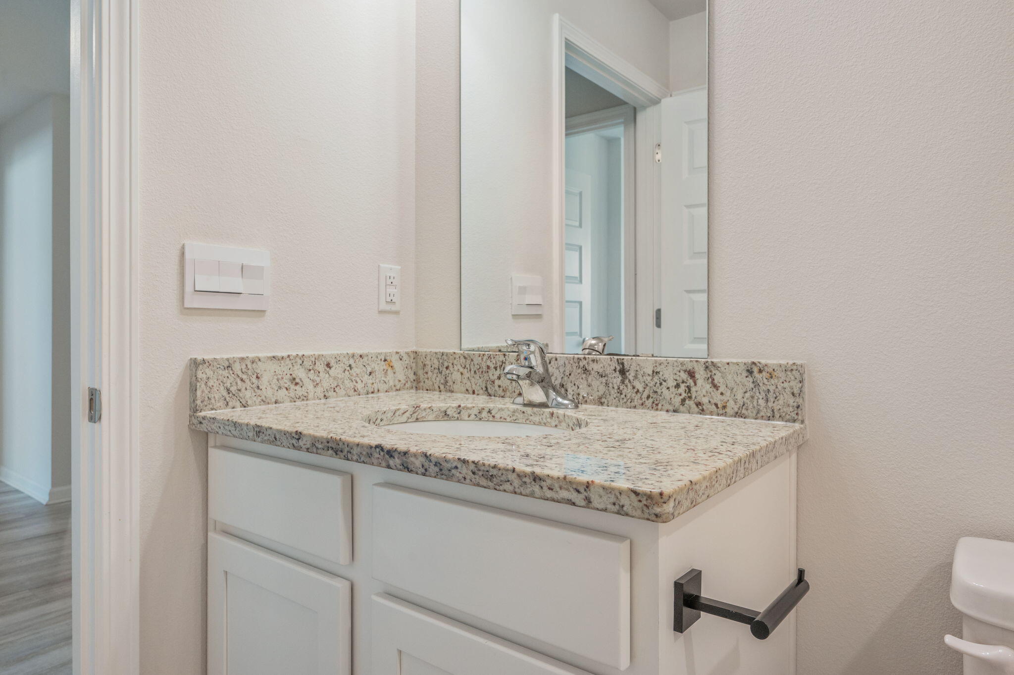 PLANTATION WOODS - Residential Lease