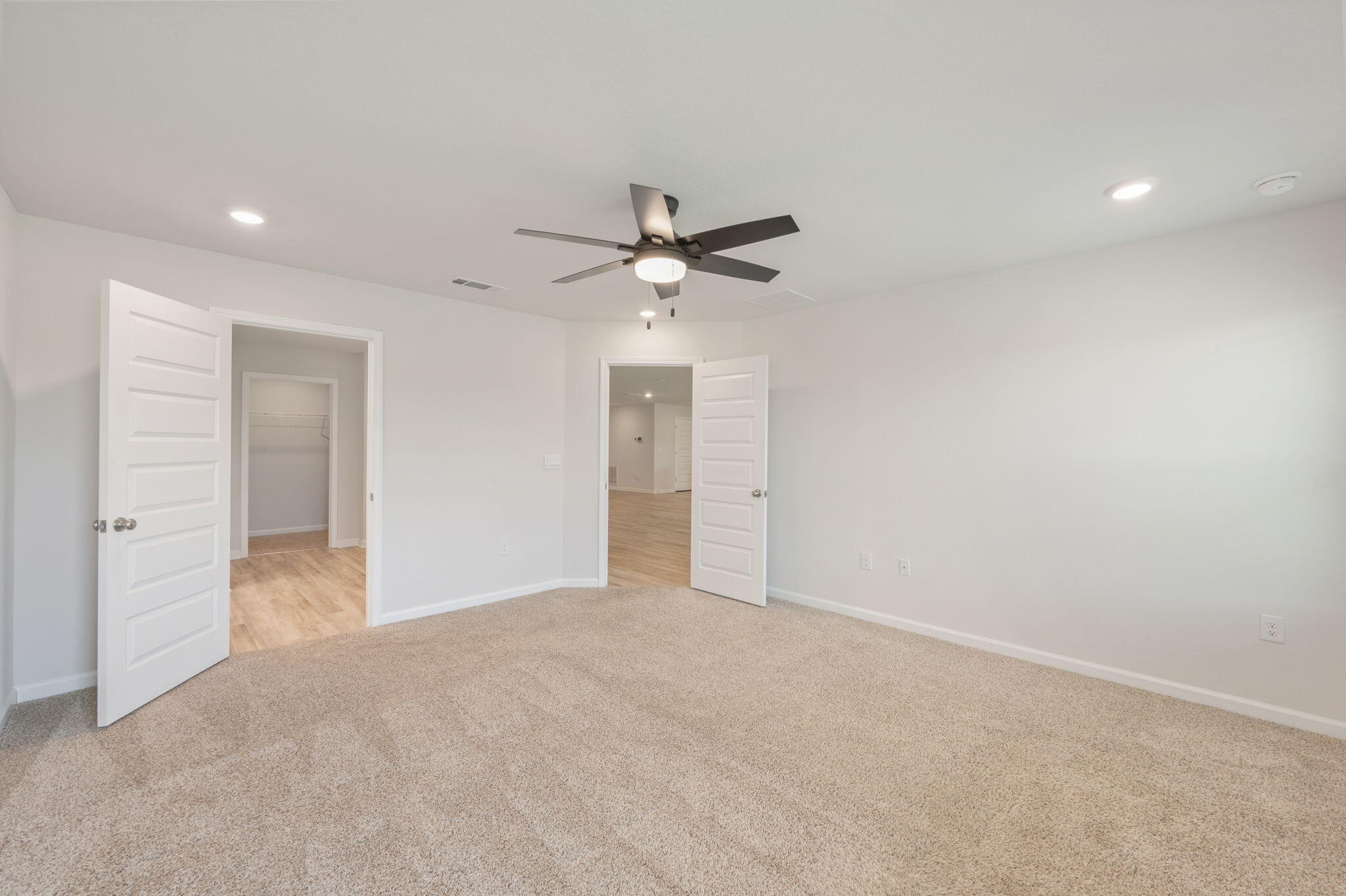 PLANTATION WOODS - Residential Lease