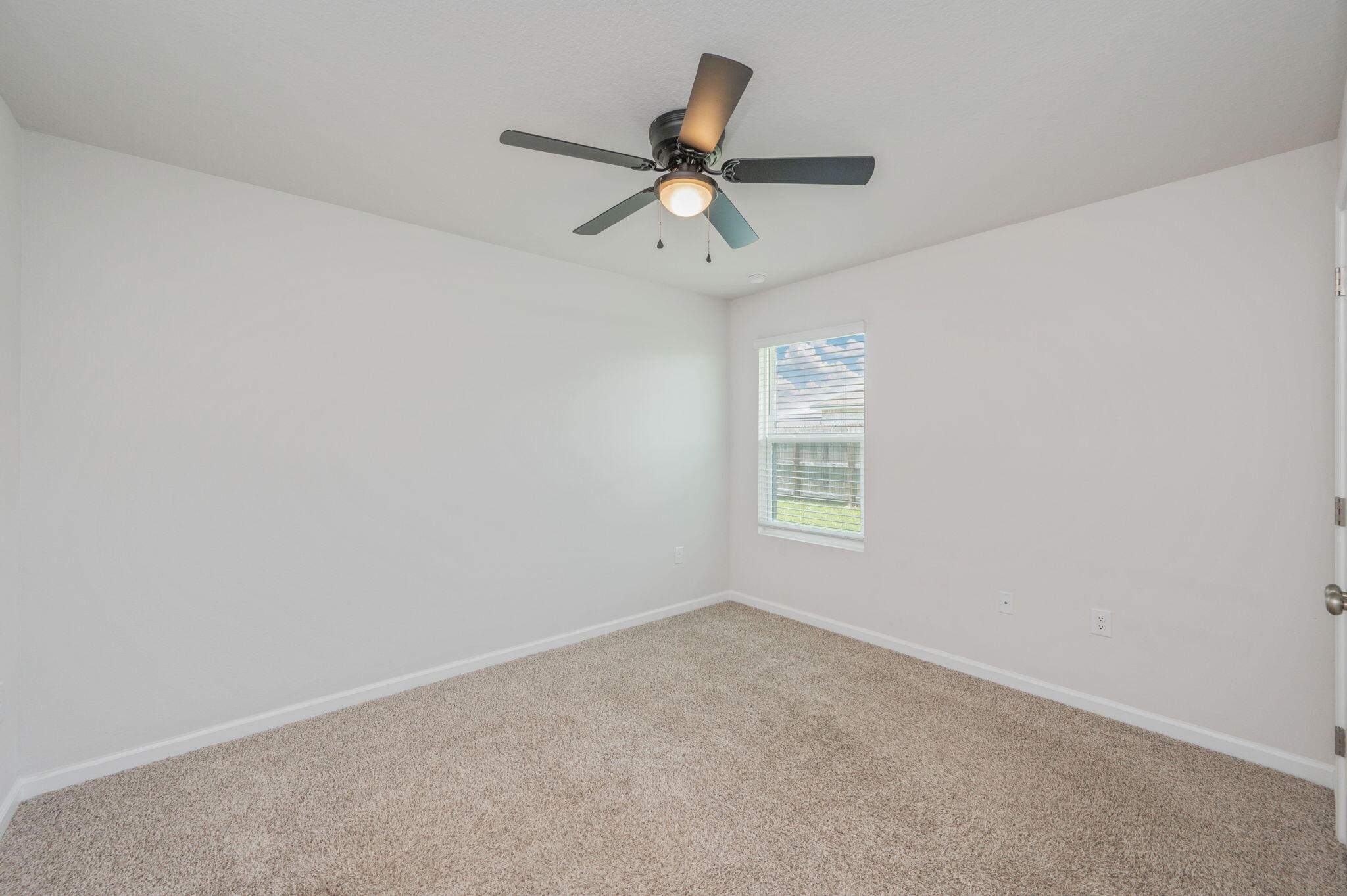 PLANTATION WOODS - Residential Lease