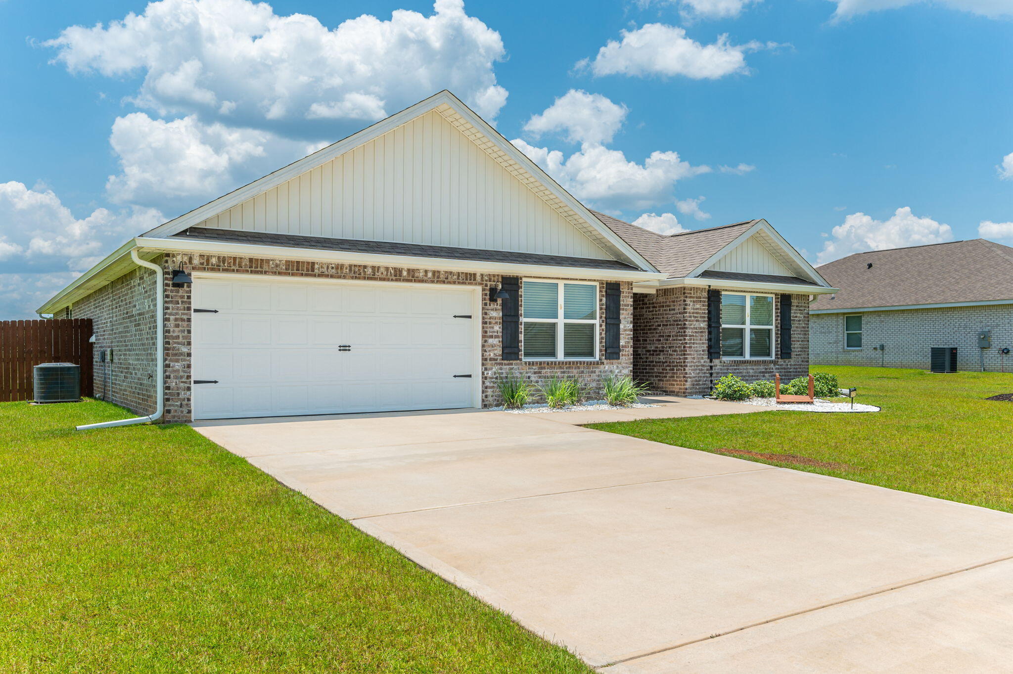 PLANTATION WOODS - Residential Lease