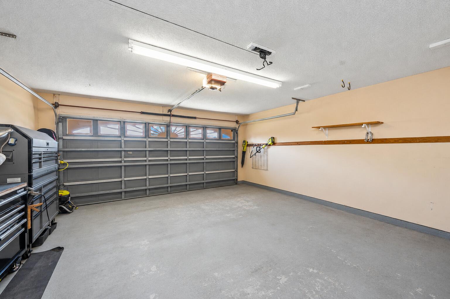 FALCON ESTATES PH 4 - Residential