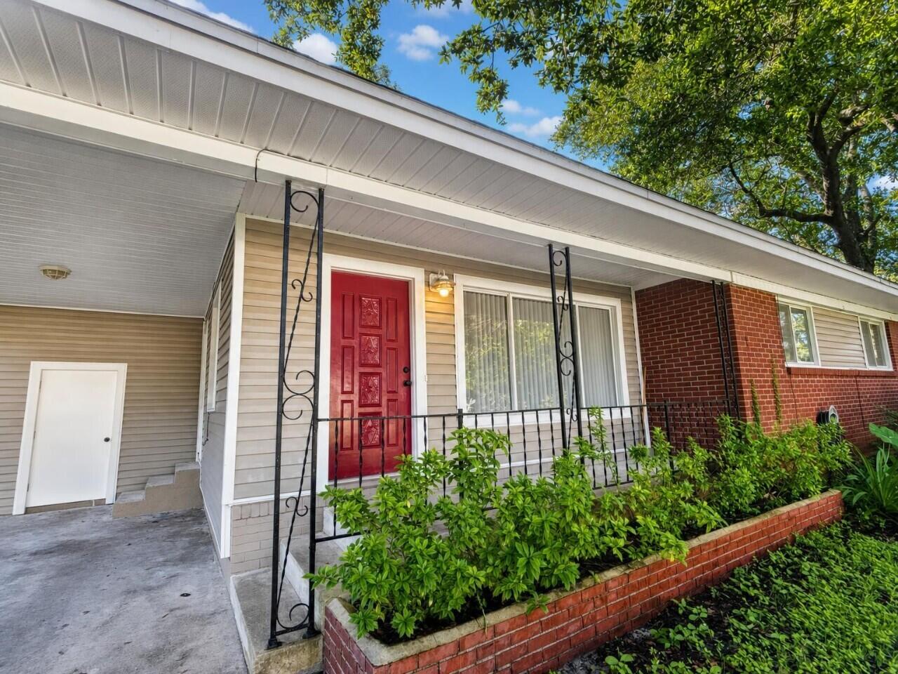 ROSEWOOD HOMES - Residential