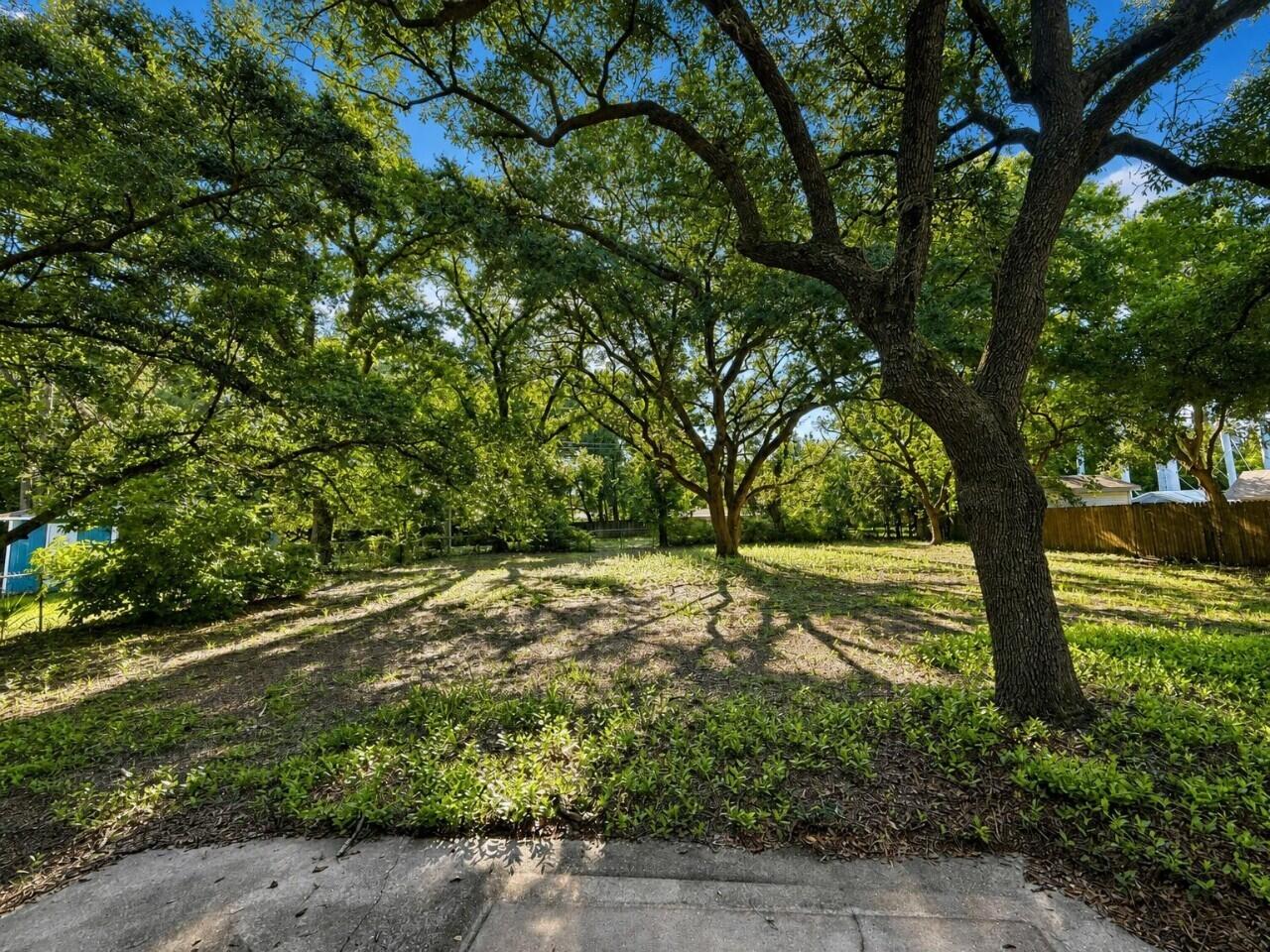 ROSEWOOD HOMES - Residential