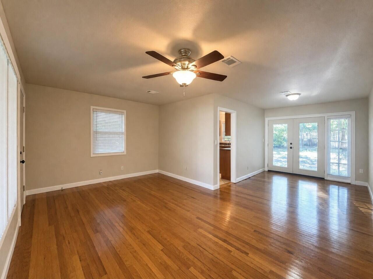 ROSEWOOD HOMES - Residential