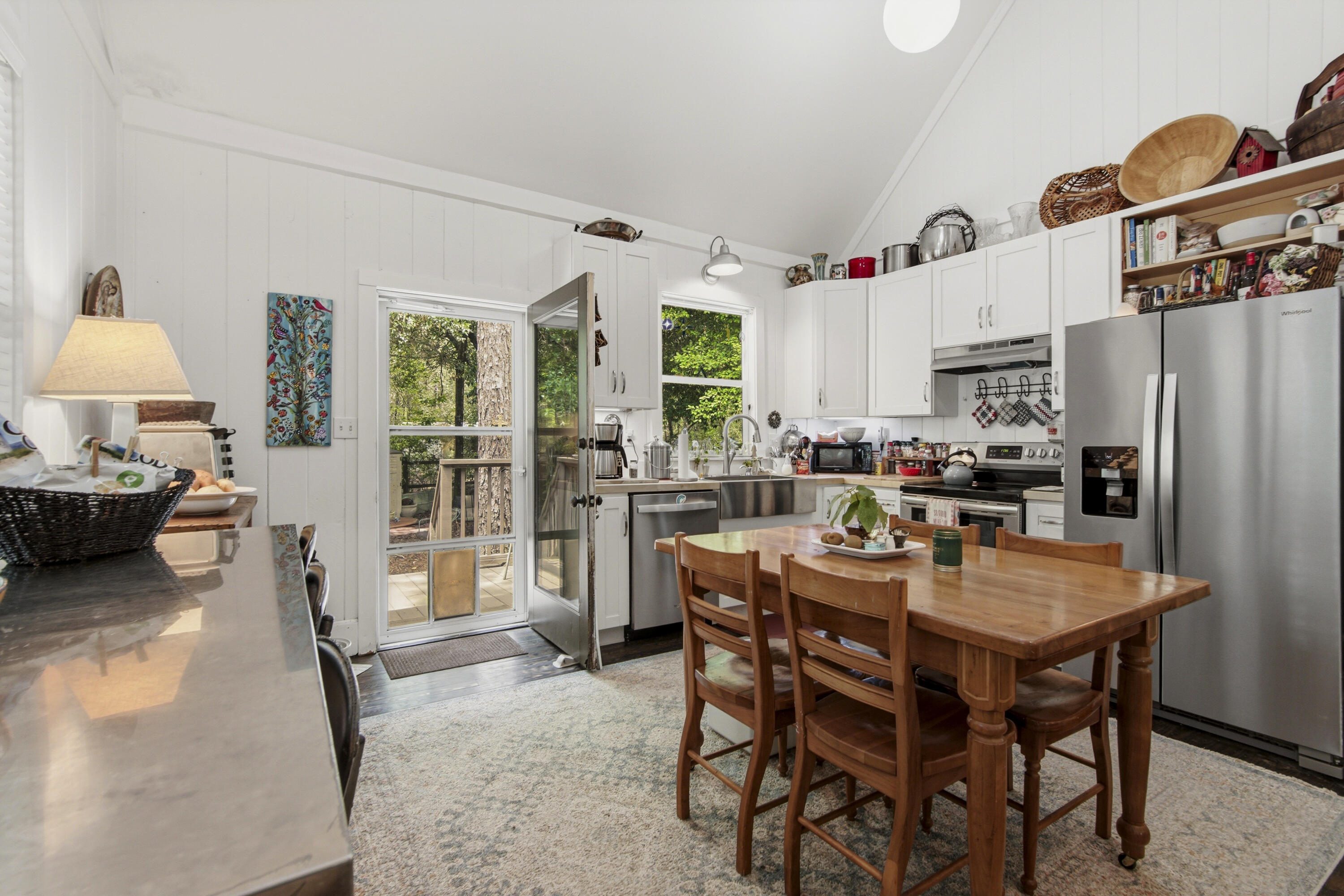 CREEKSIDE - Residential
