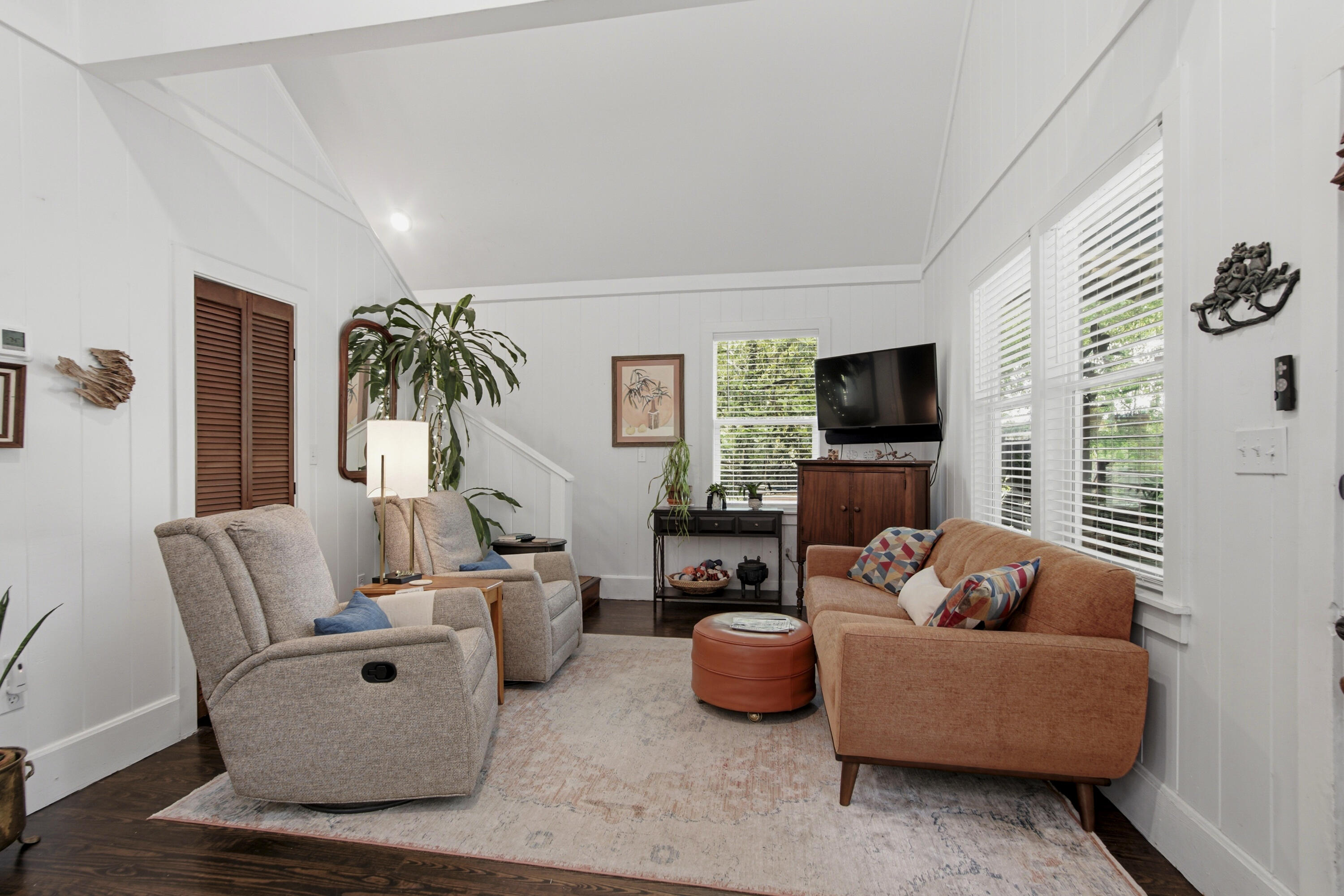CREEKSIDE - Residential