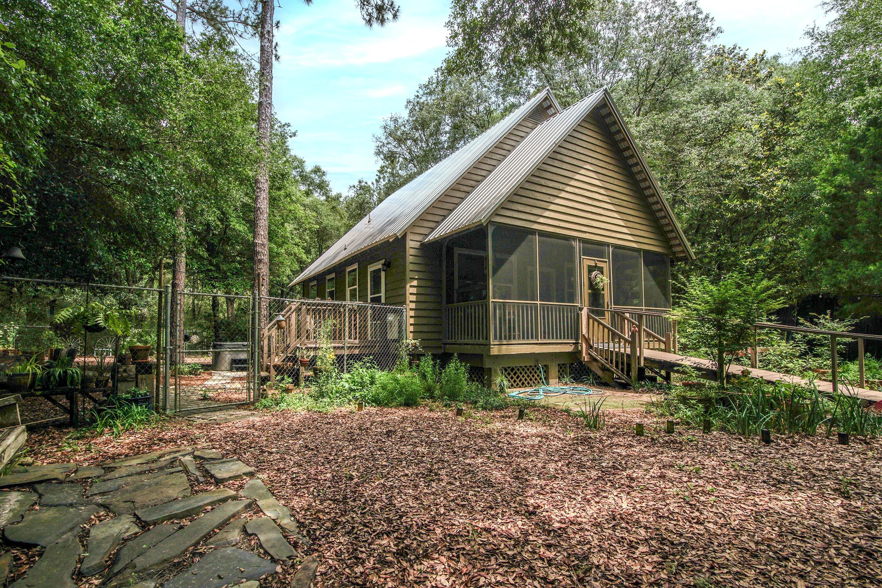 CREEKSIDE - Residential