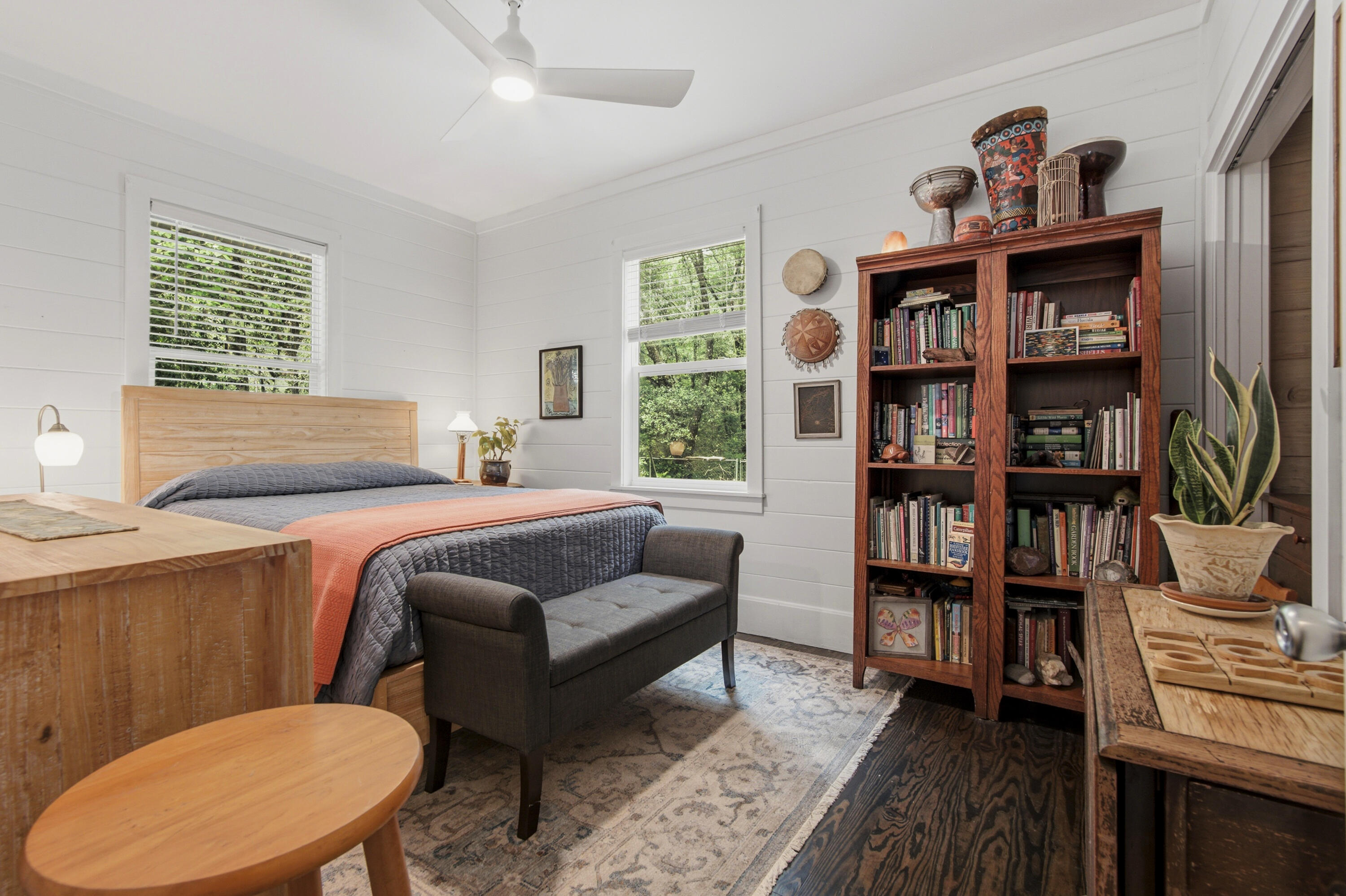 CREEKSIDE - Residential