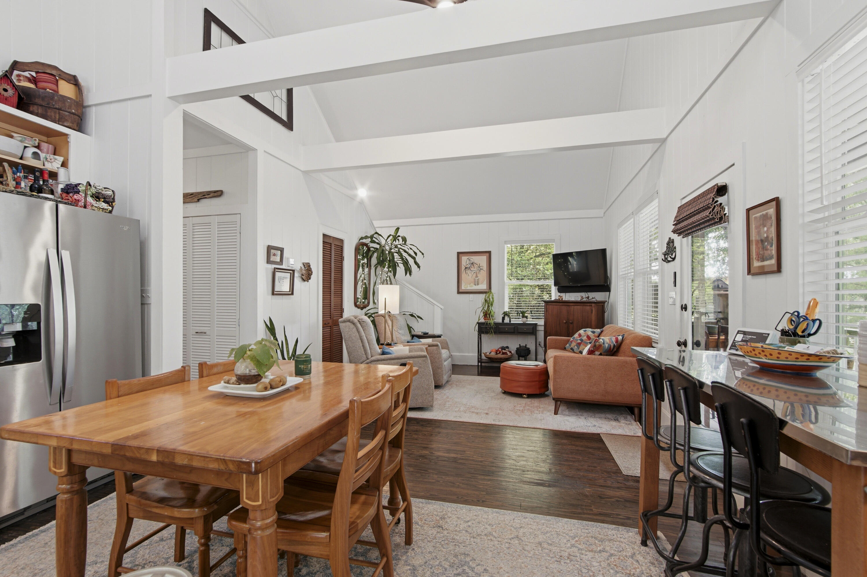 CREEKSIDE - Residential