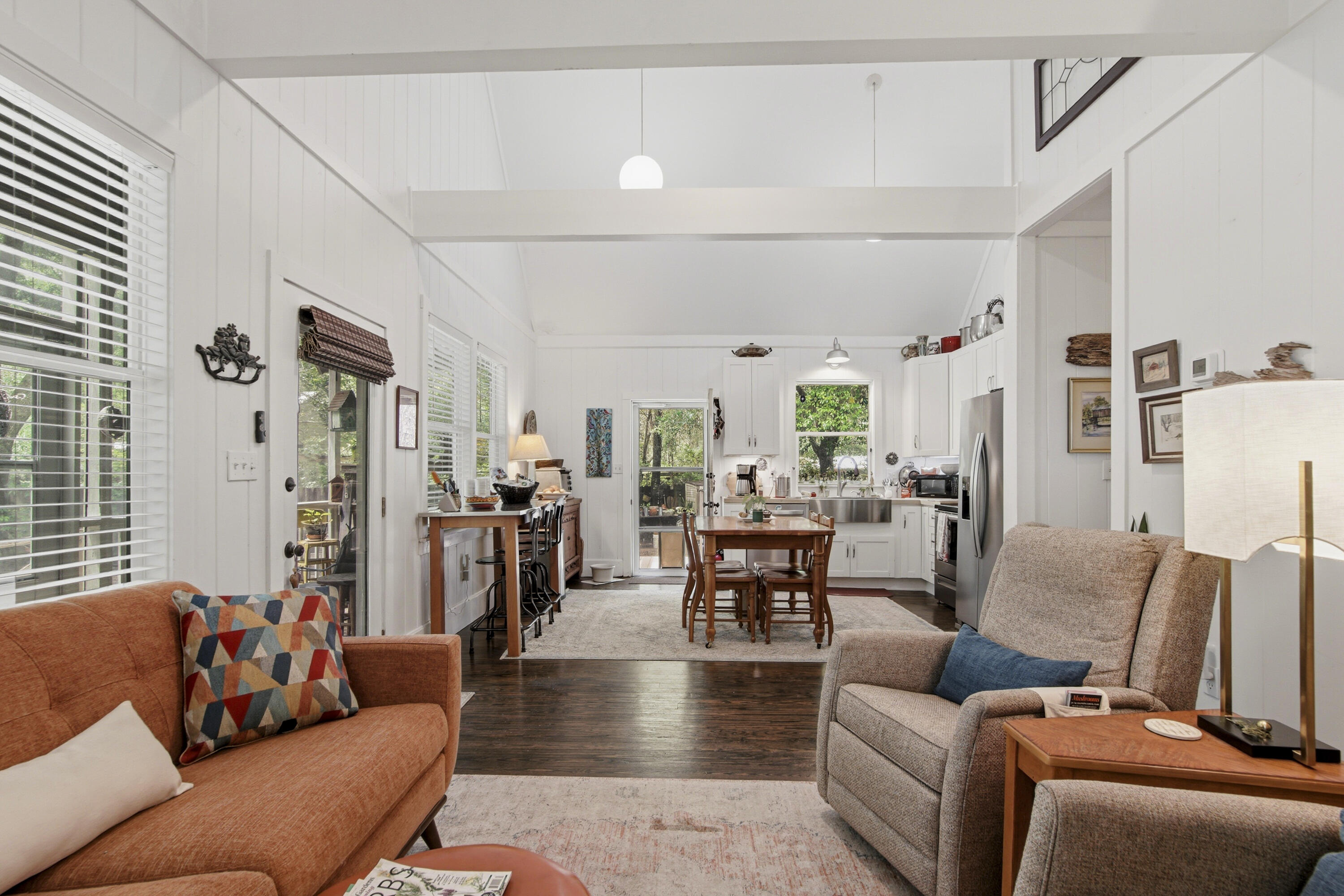 CREEKSIDE - Residential