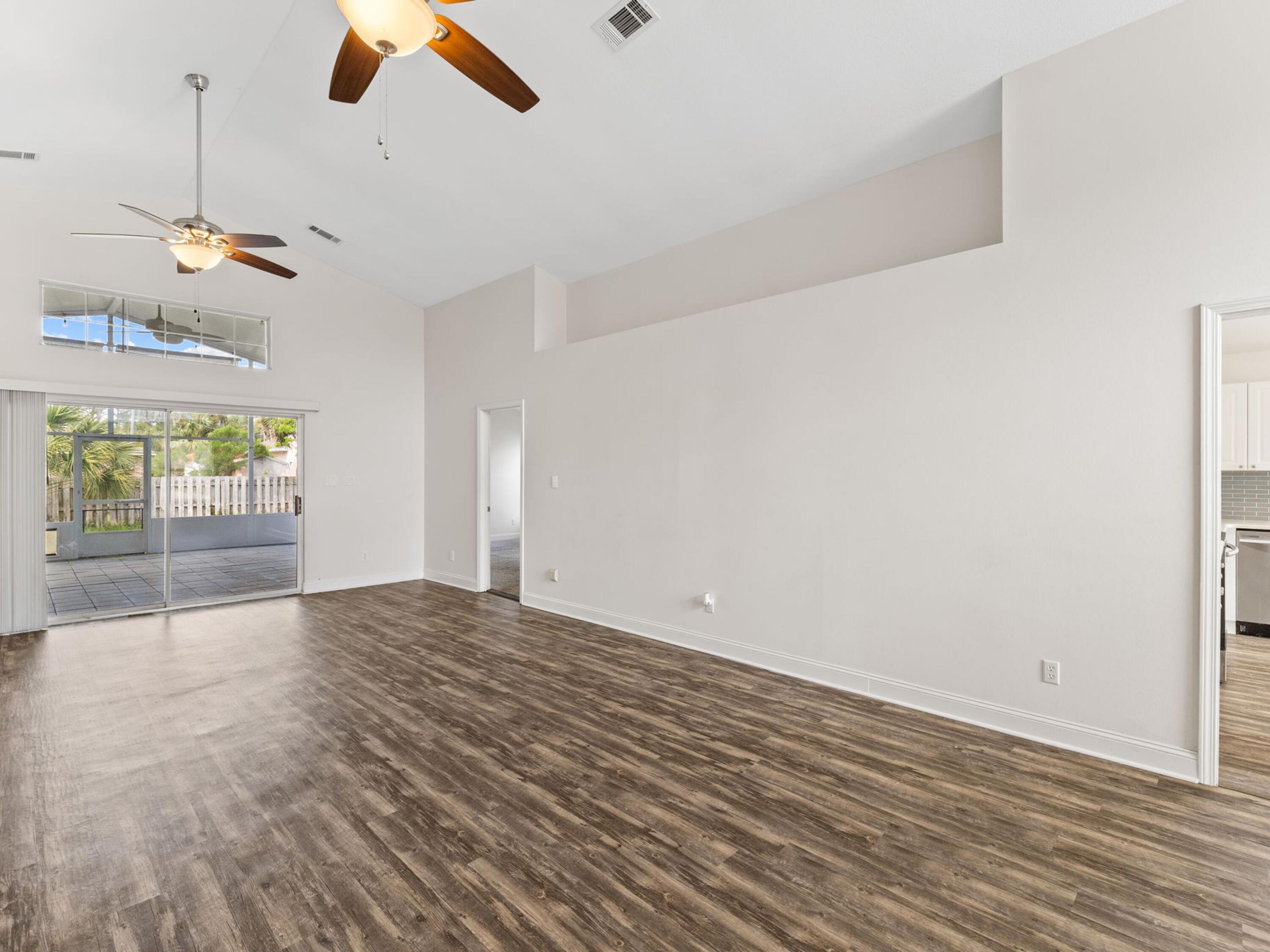 HIDDEN HARBOR ESTATES - Residential