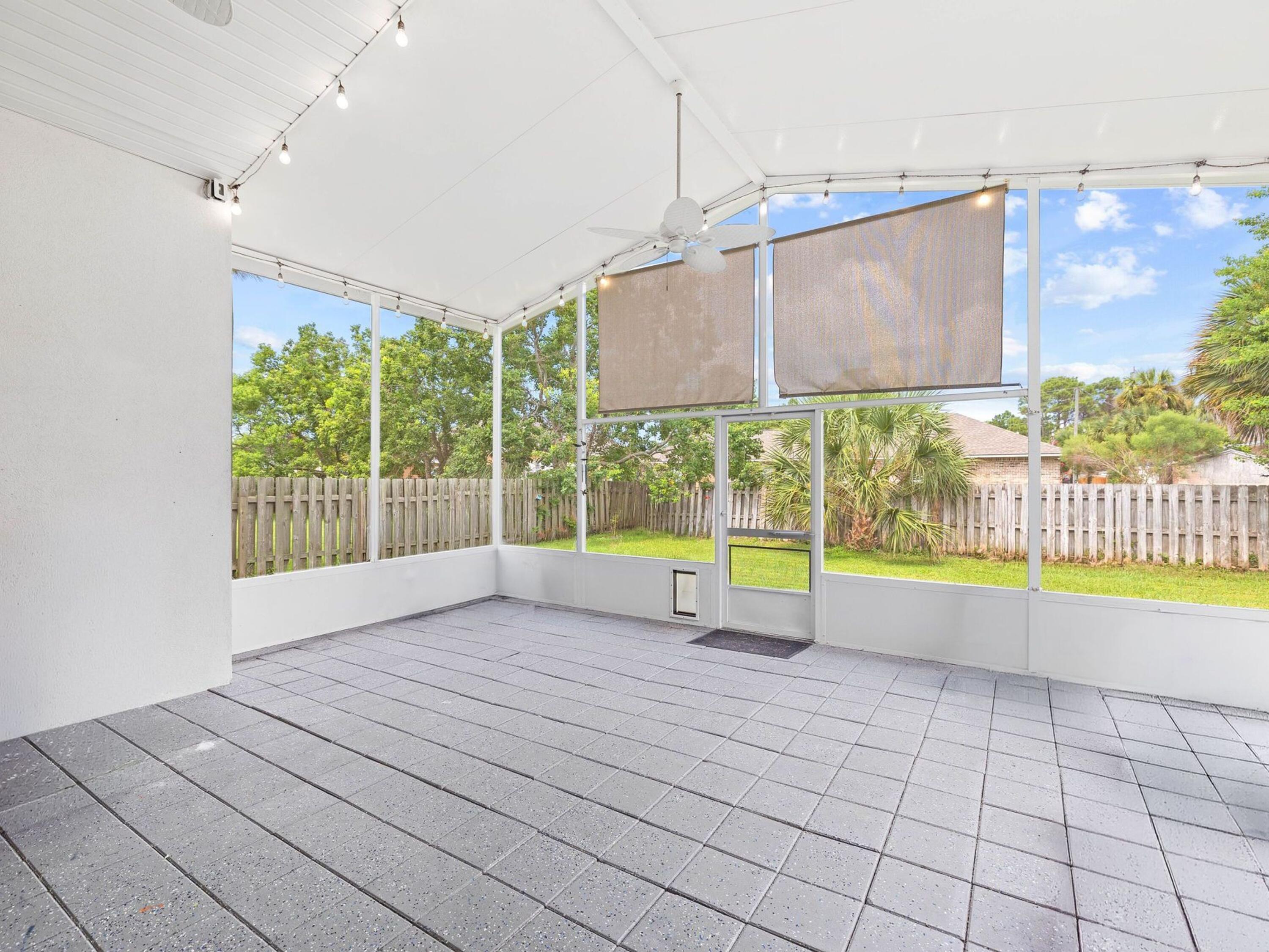 HIDDEN HARBOR ESTATES - Residential