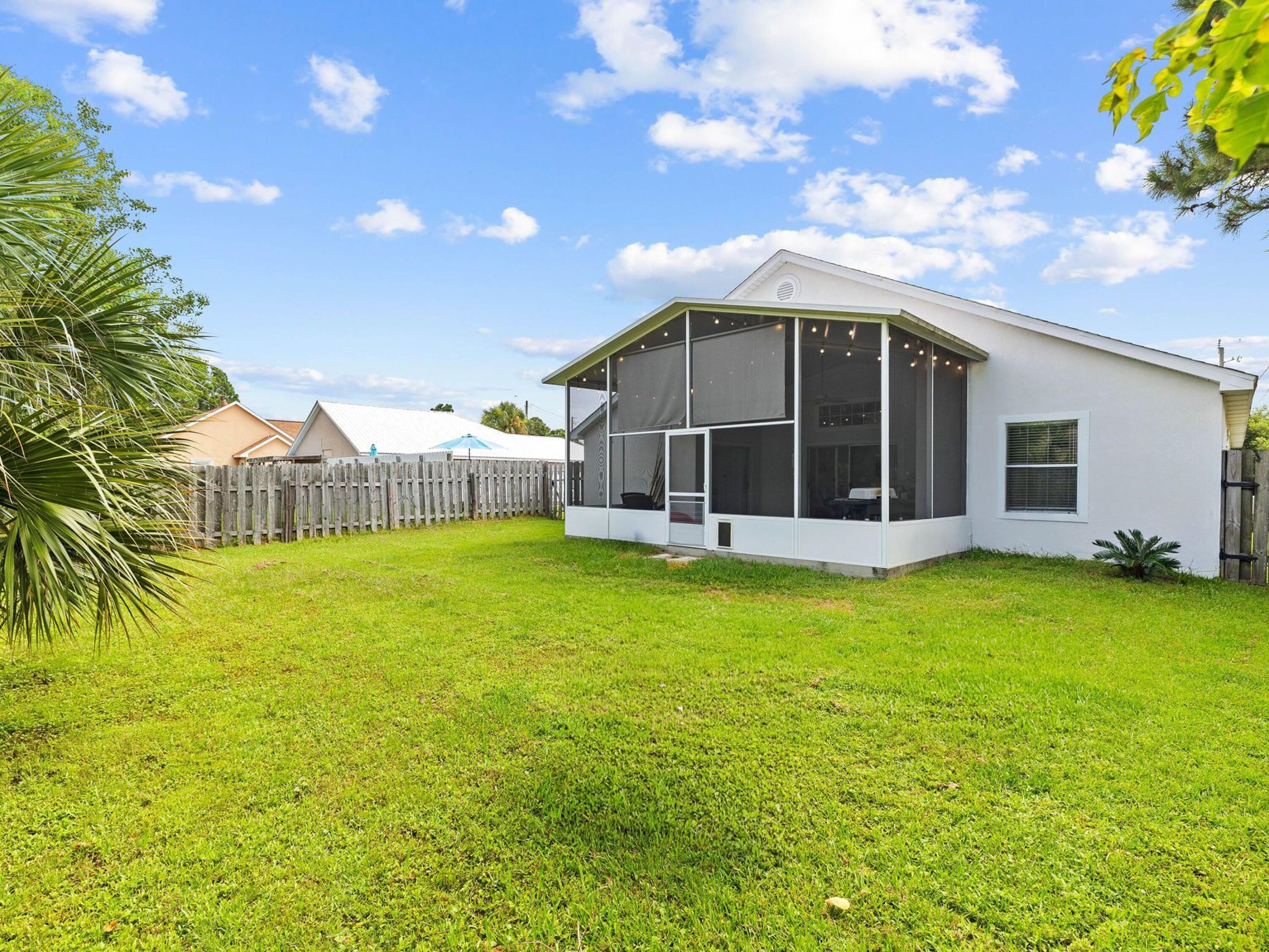 HIDDEN HARBOR ESTATES - Residential