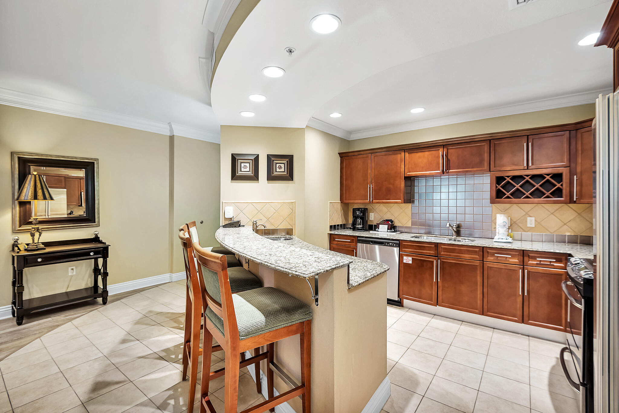 EMERALD GRANDE - Residential