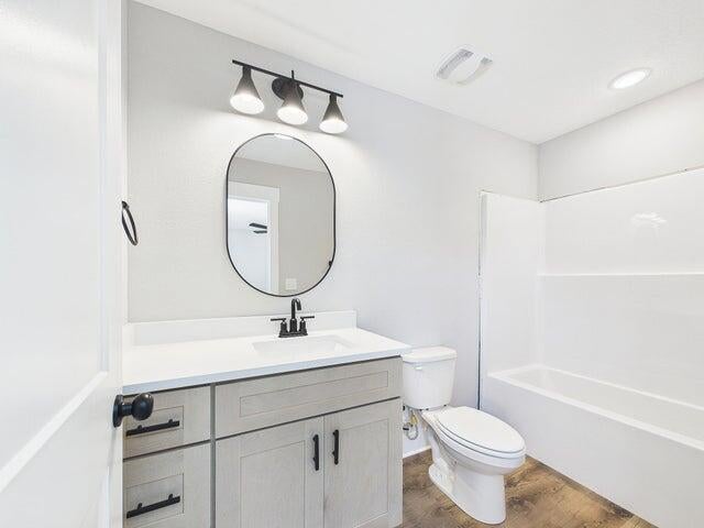 HELMS & ALLEN - Residential