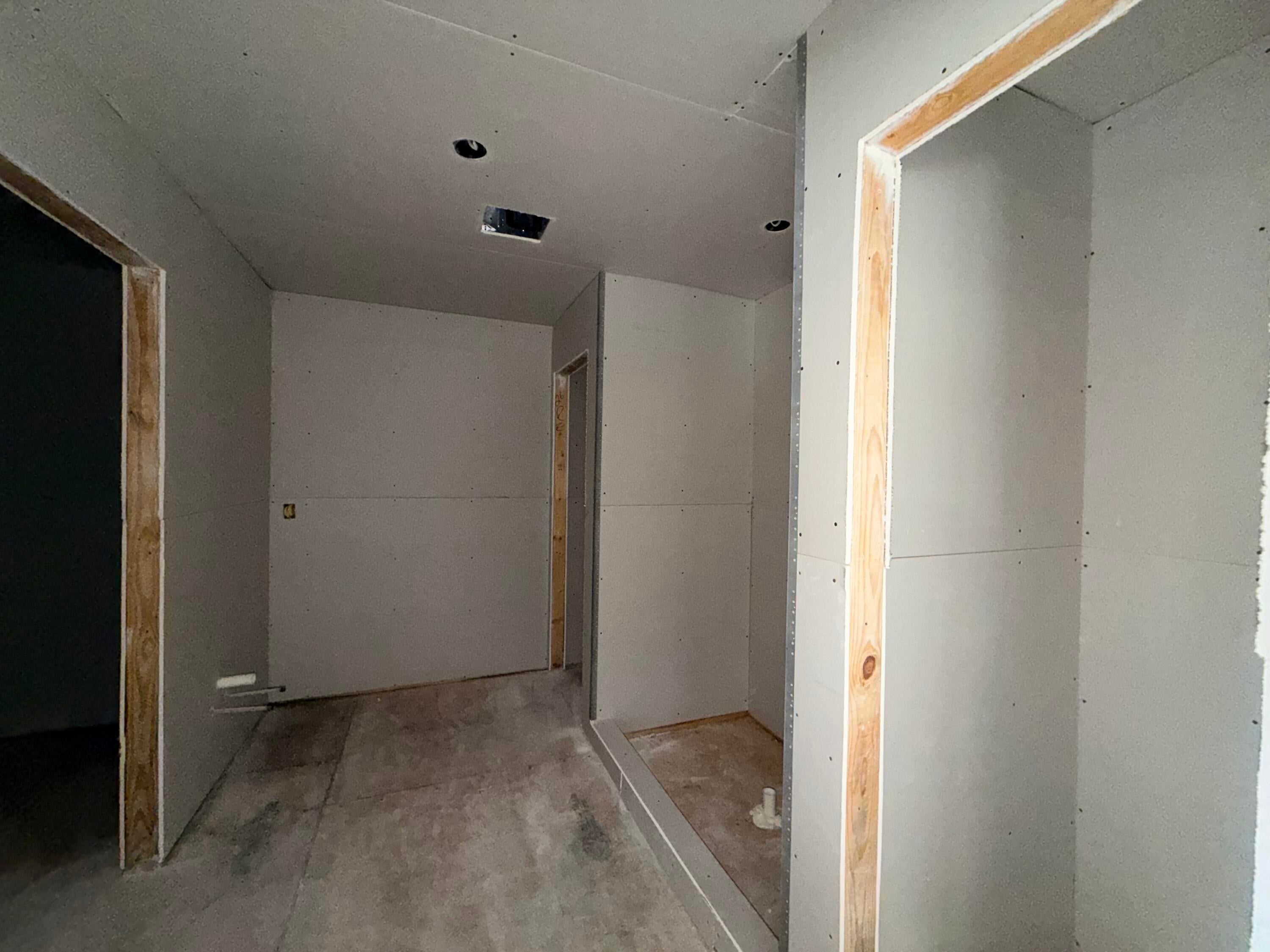 HELMS & ALLEN - Residential