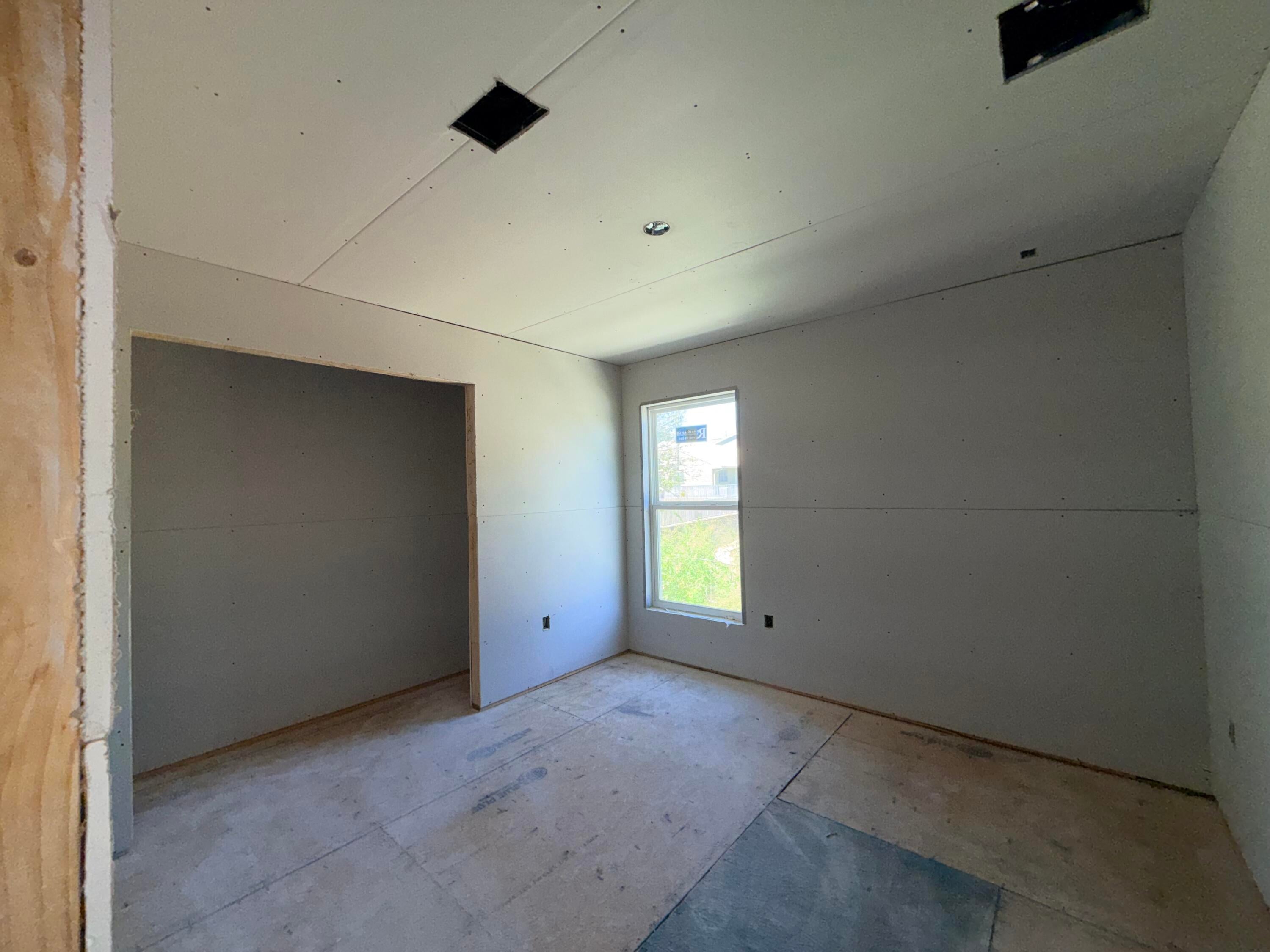 HELMS & ALLEN - Residential