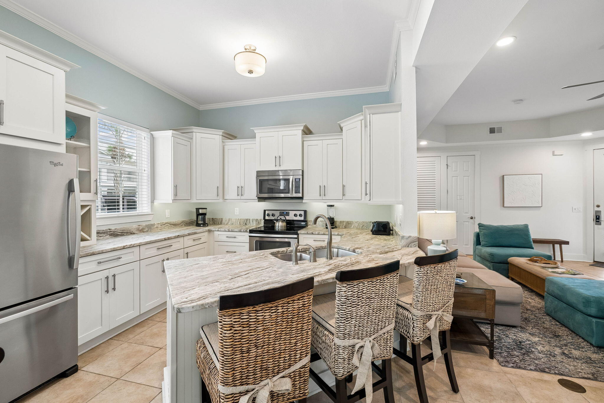 CRYSTAL COVE - Residential
