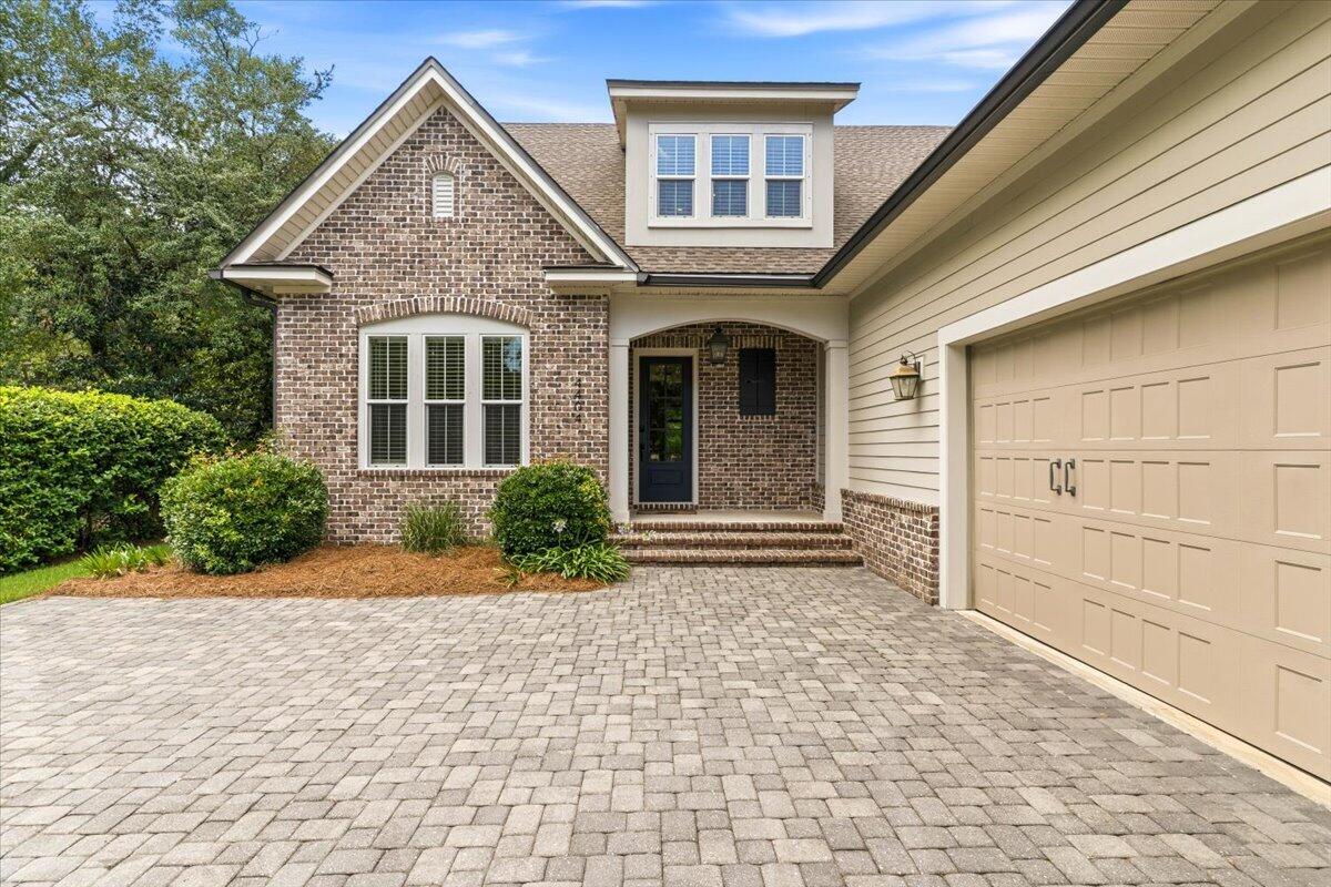 WATER'S EDGE - Residential