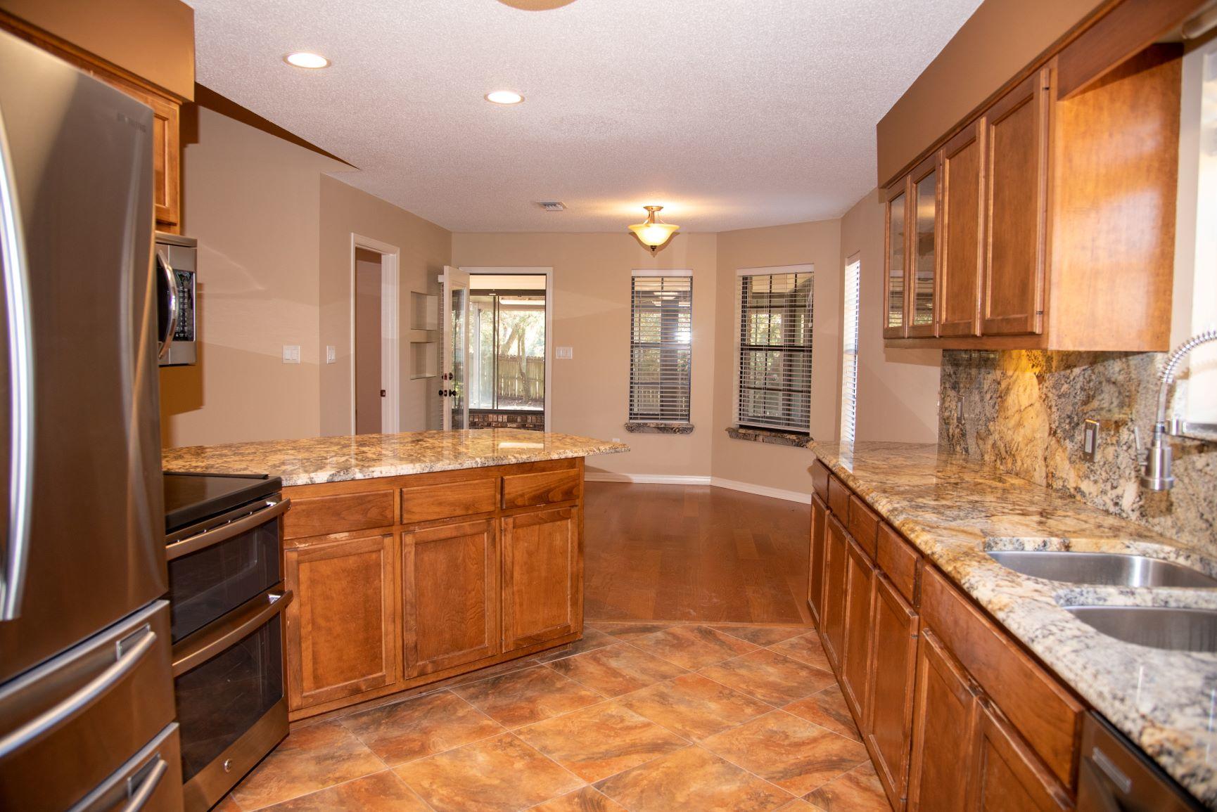 RUSHLIN PARK - Residential Lease