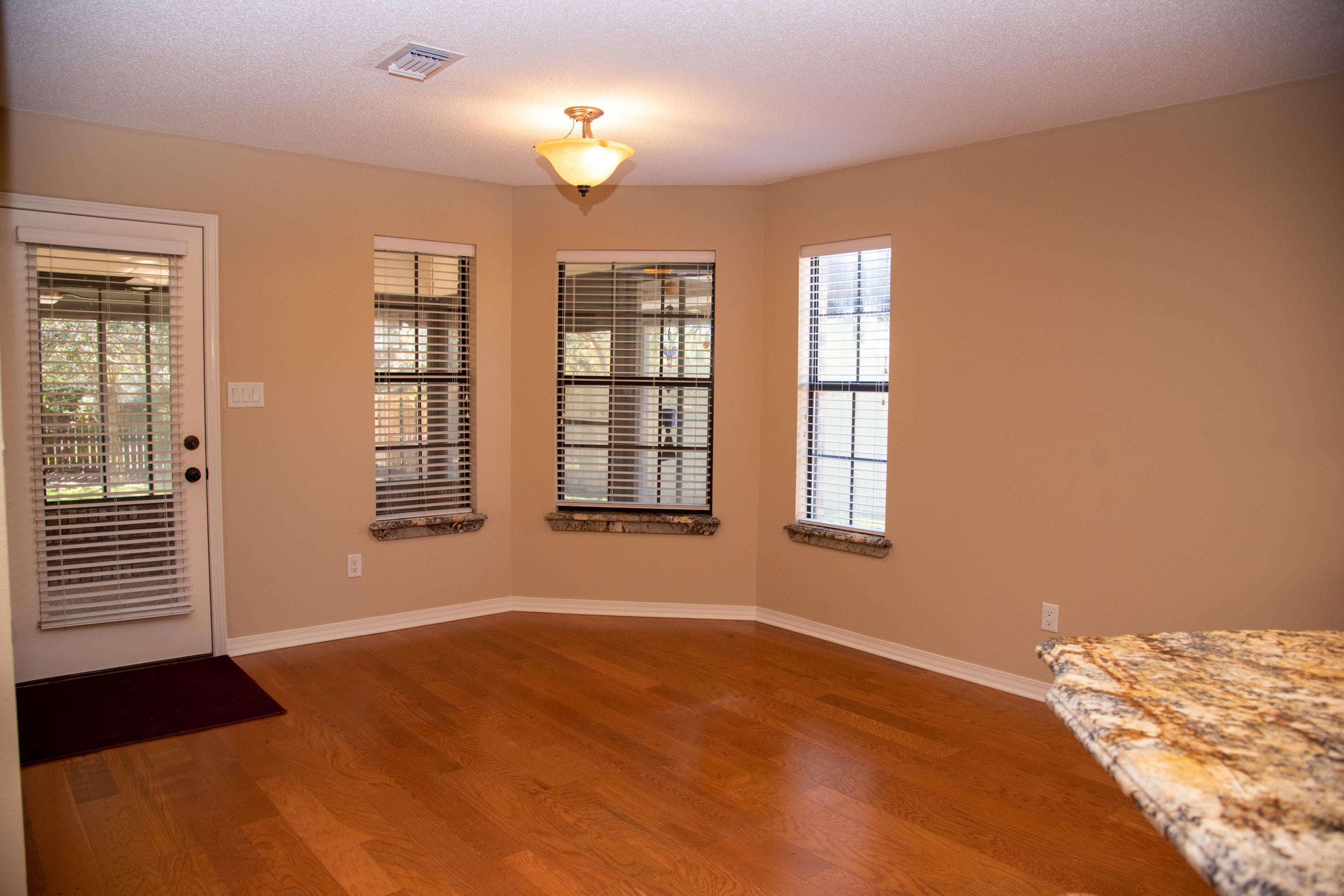 RUSHLIN PARK - Residential Lease