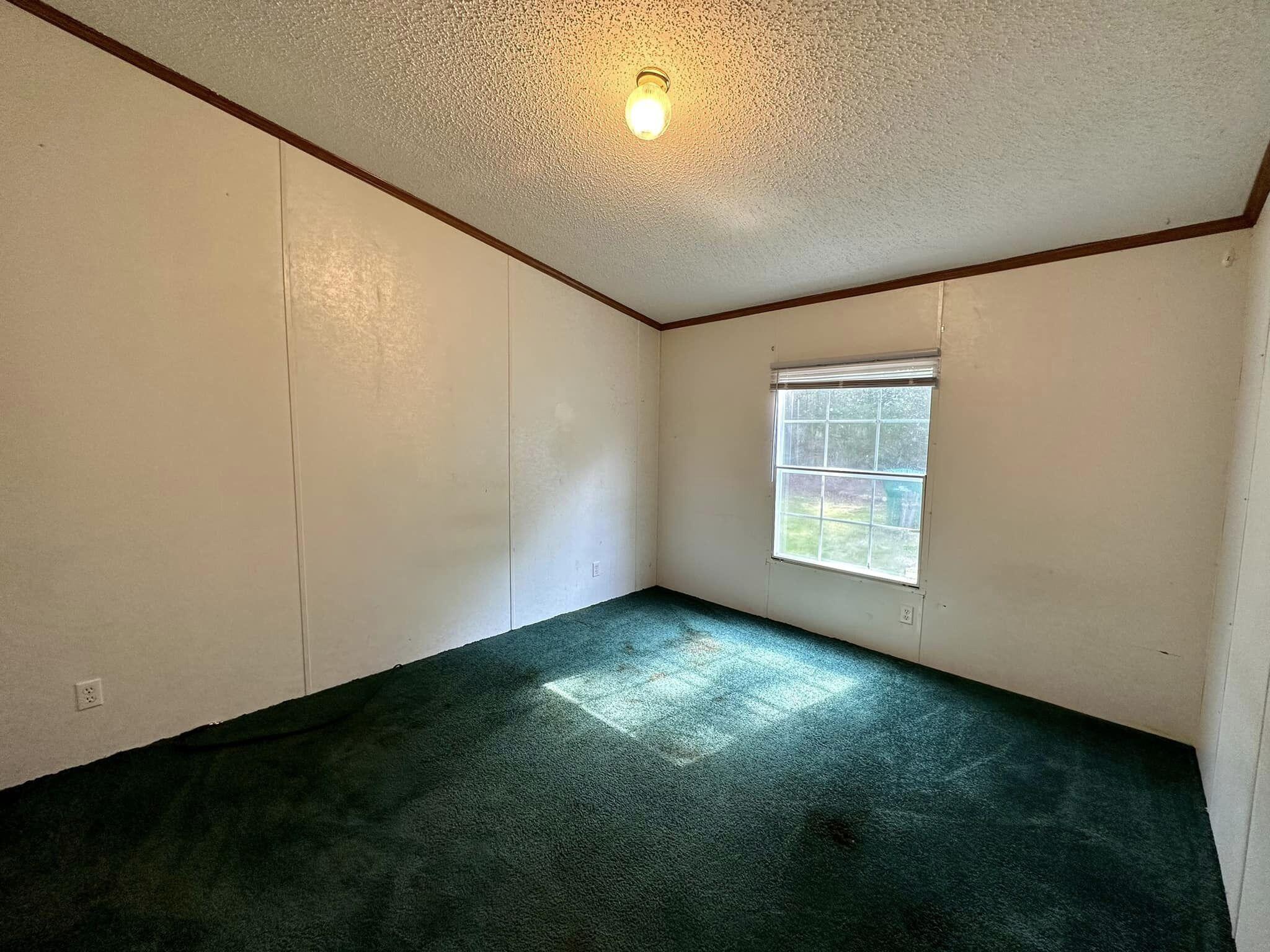 METES & BOUNDS - Residential Lease