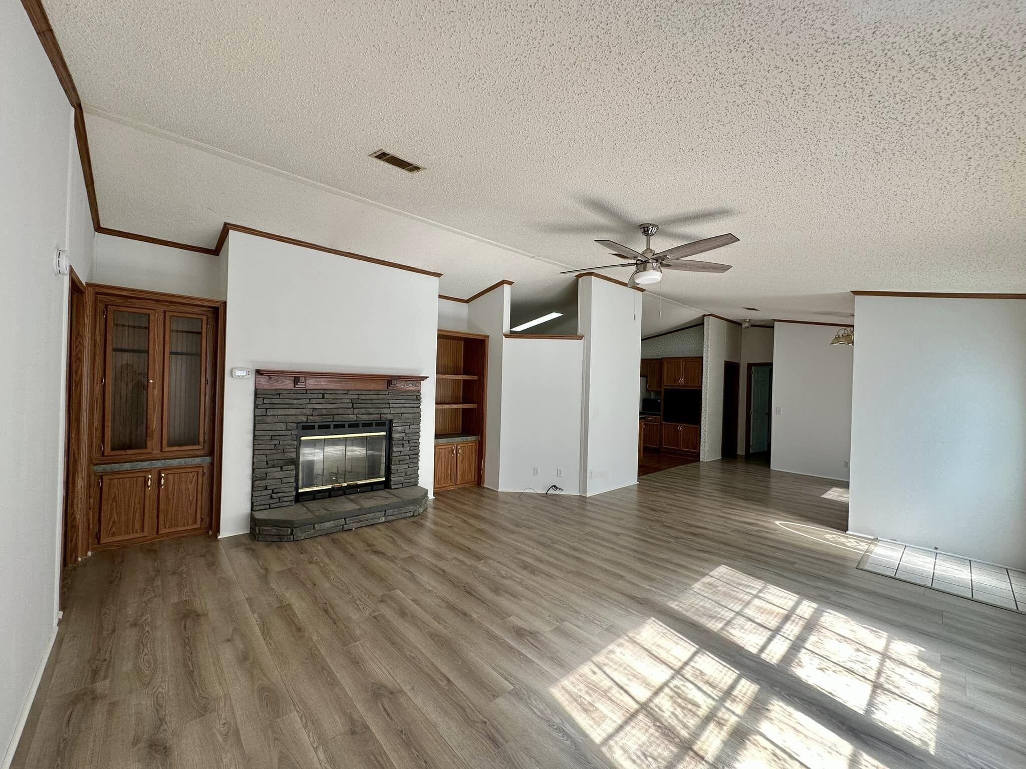METES & BOUNDS - Residential Lease