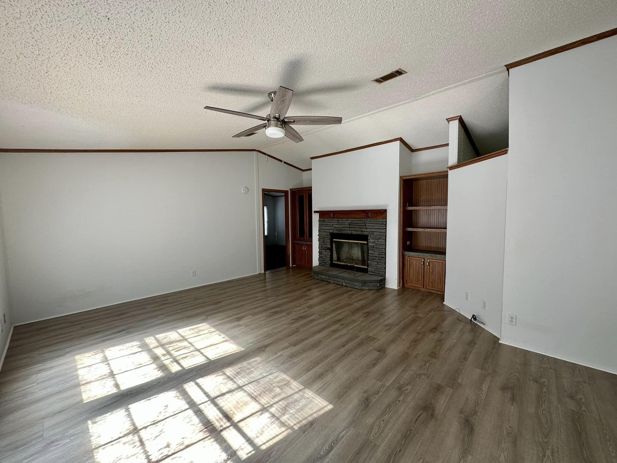 METES & BOUNDS - Residential Lease