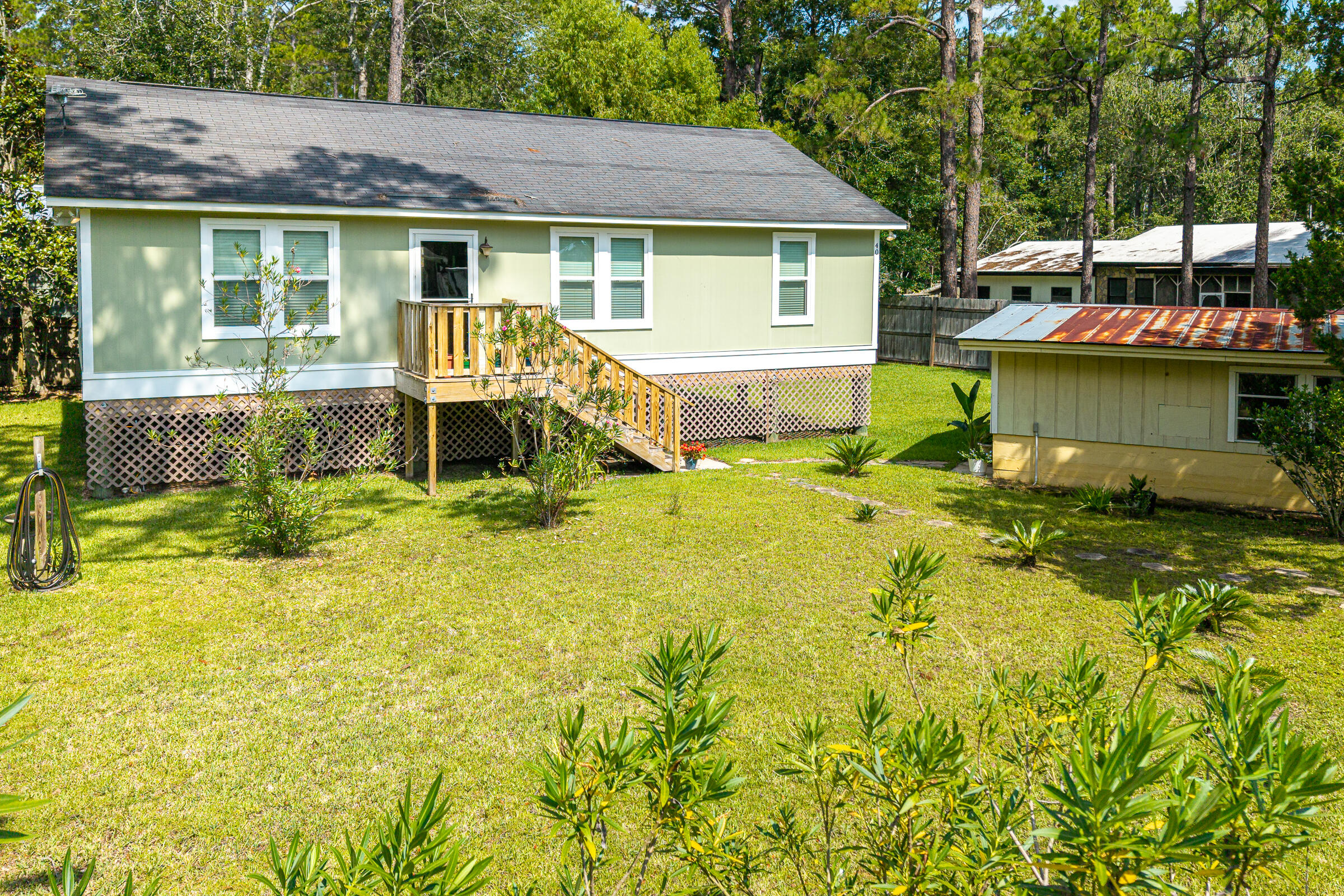 TOWN OF SANTA ROSA - Residential