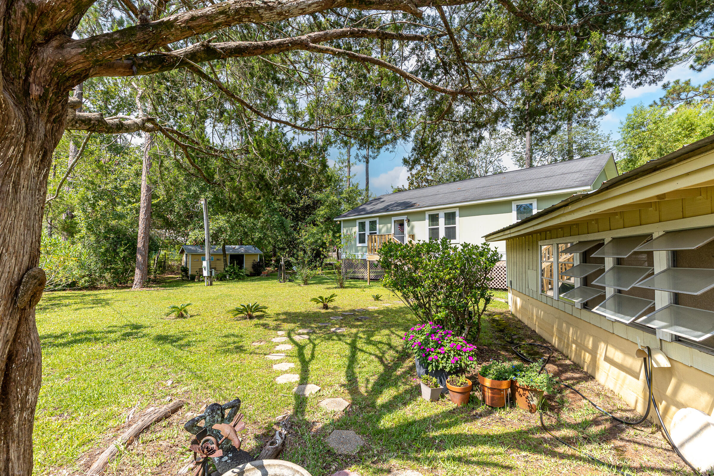 TOWN OF SANTA ROSA - Residential