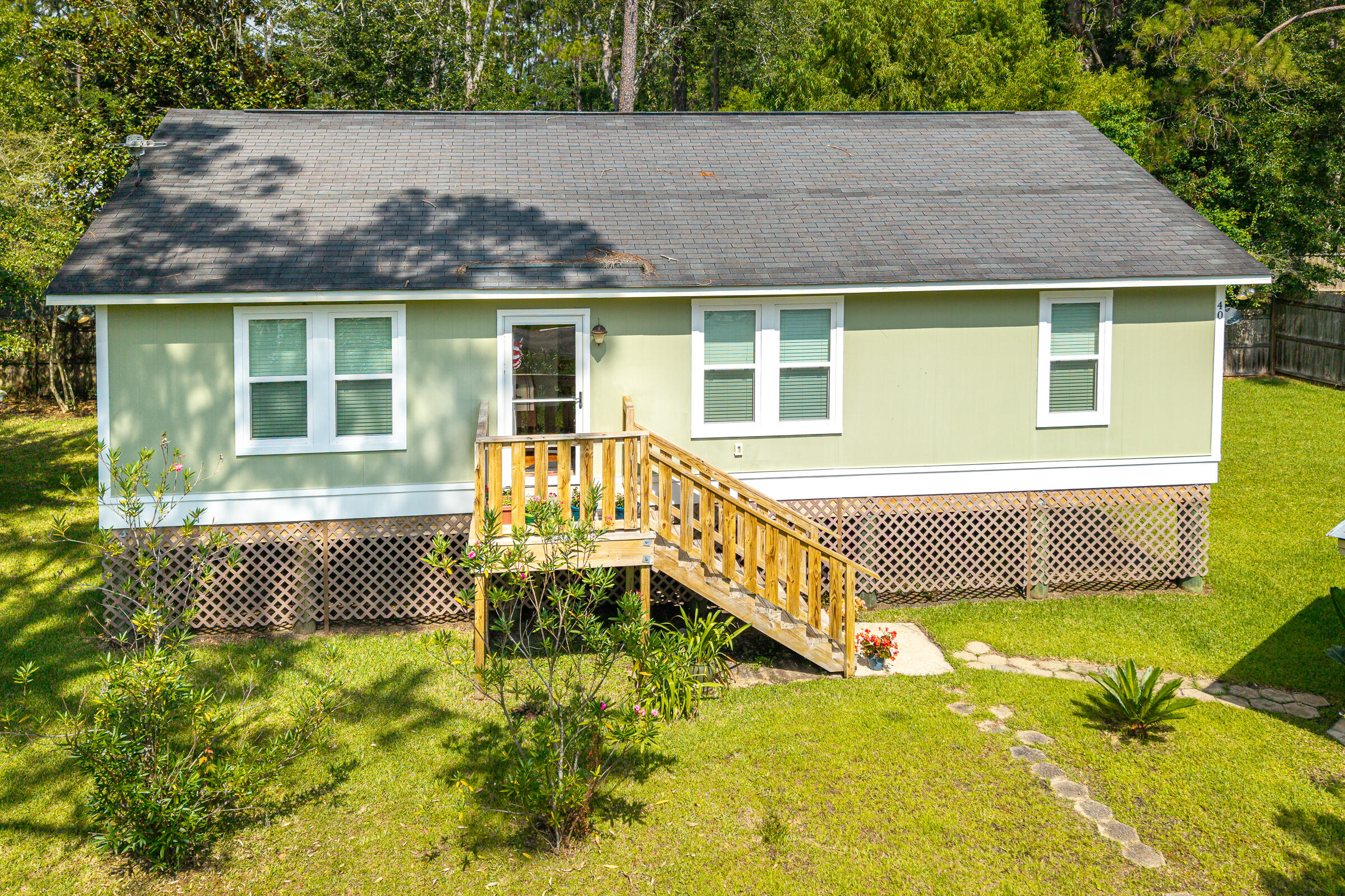 TOWN OF SANTA ROSA - Residential