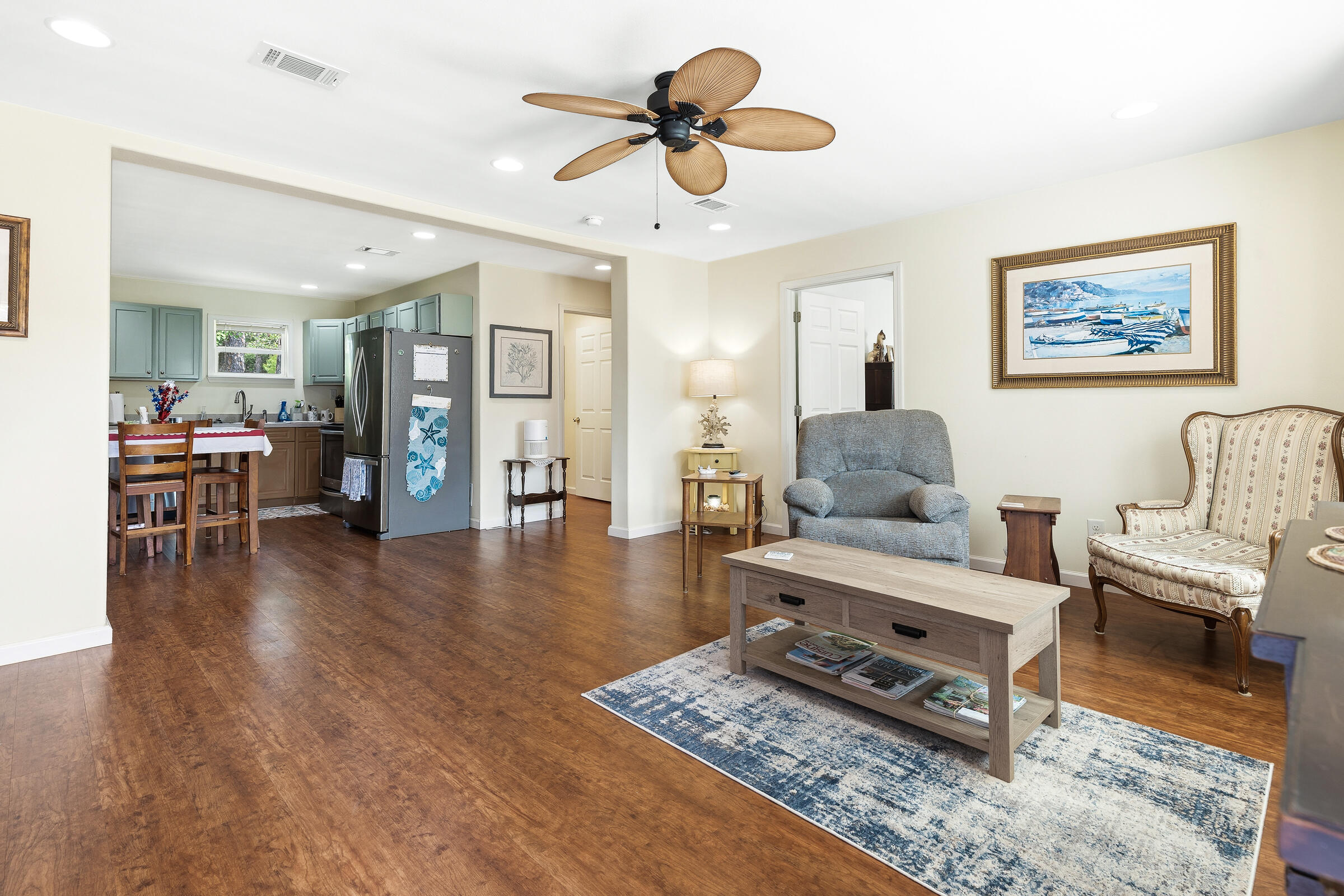 TOWN OF SANTA ROSA - Residential