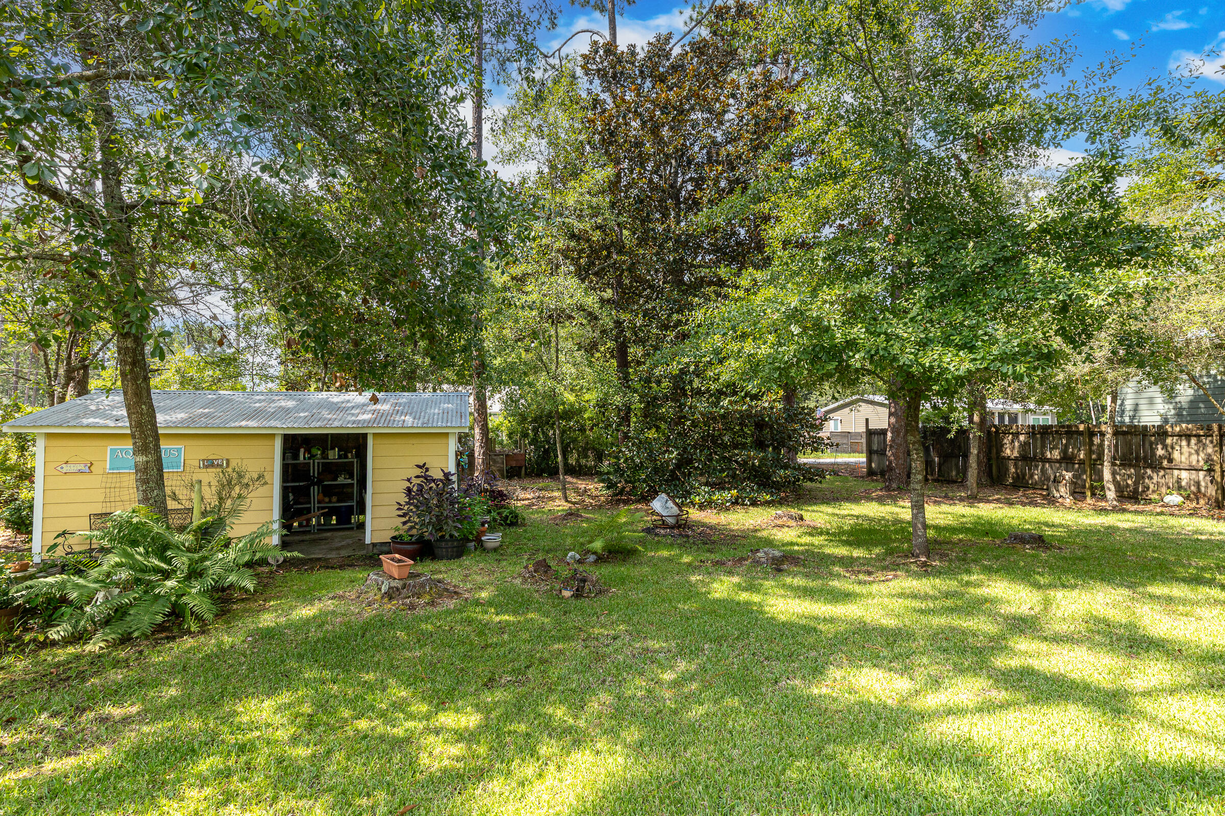 TOWN OF SANTA ROSA - Residential