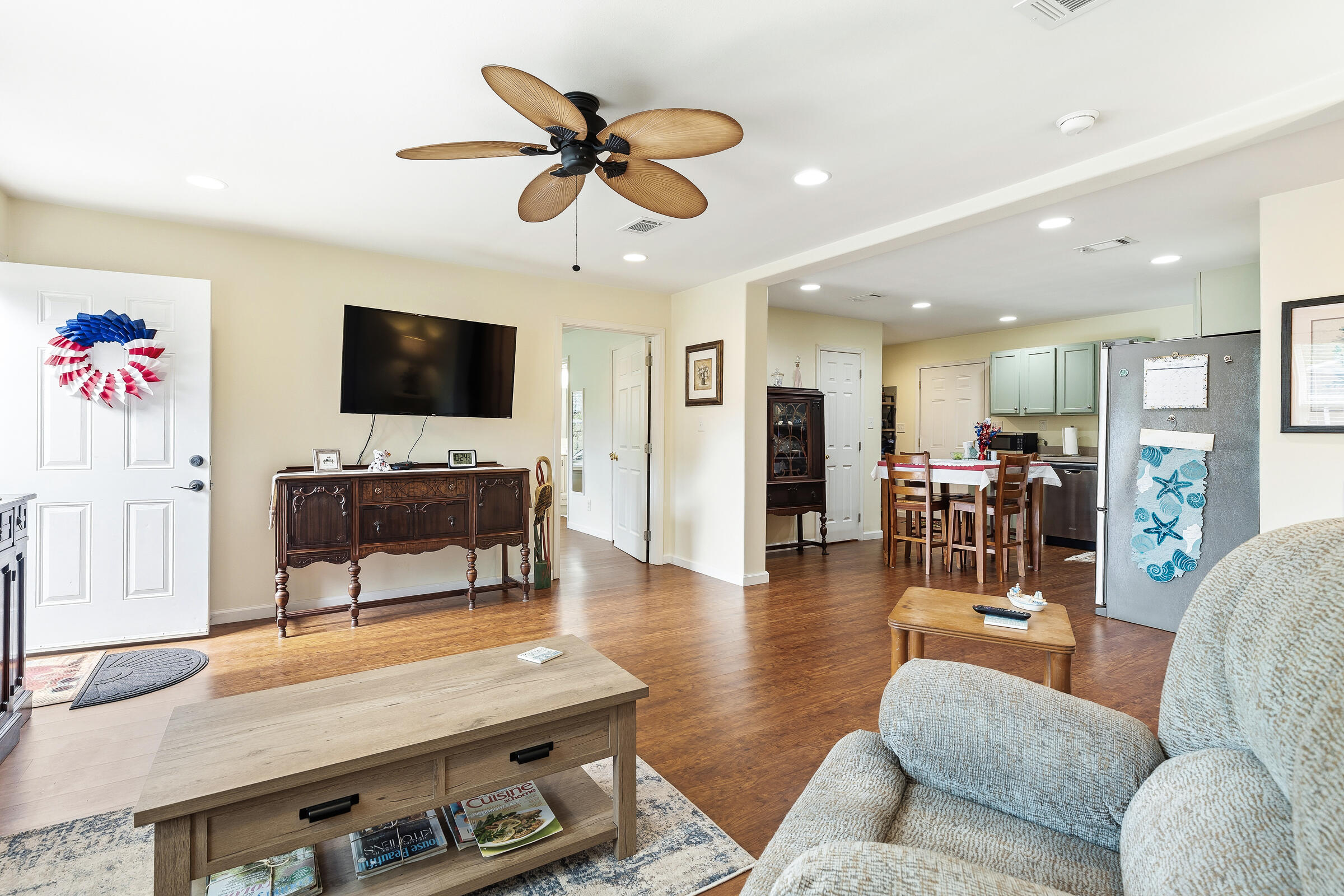 TOWN OF SANTA ROSA - Residential
