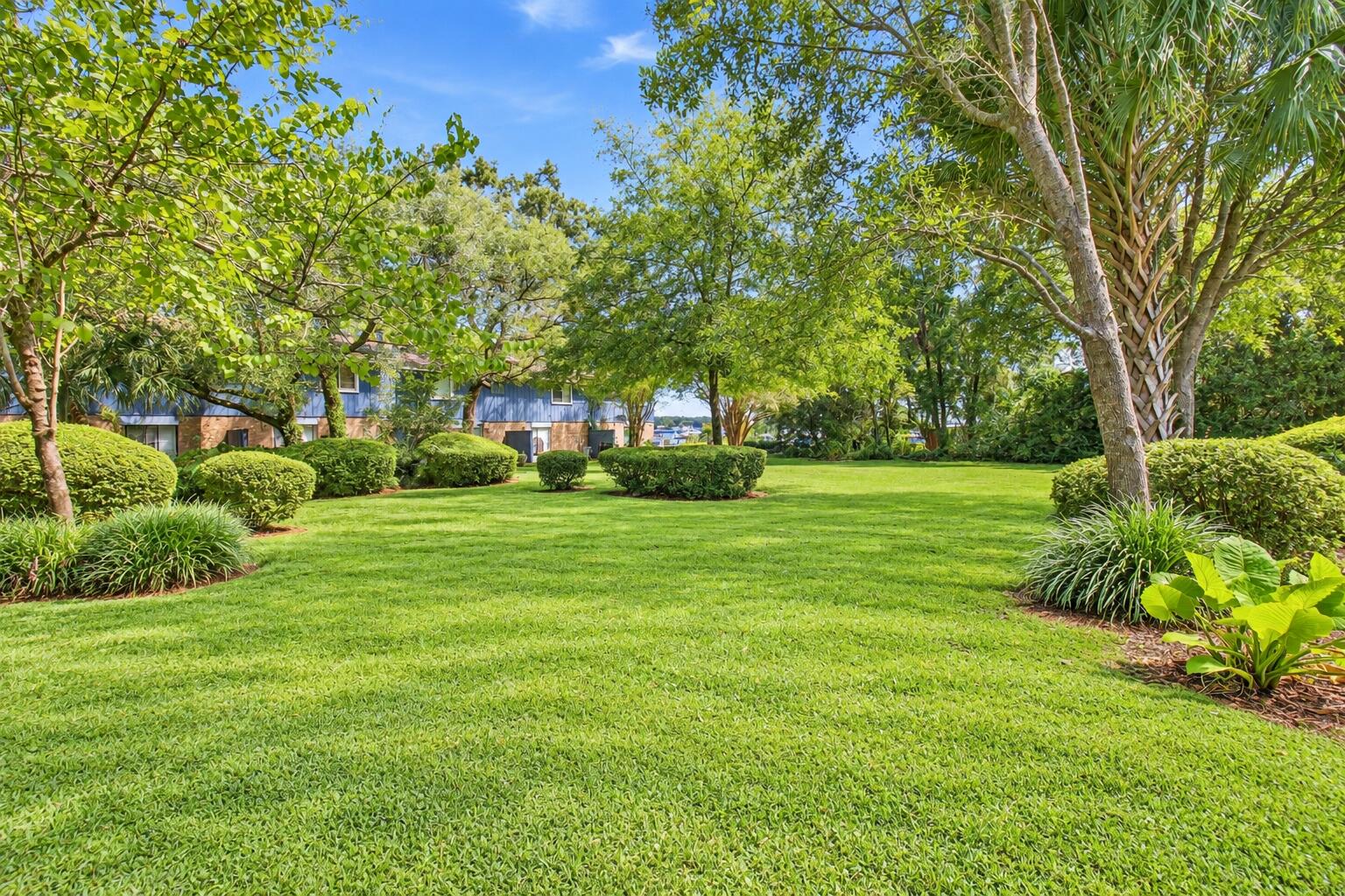 ROCKY BAYOU T/H - Residential