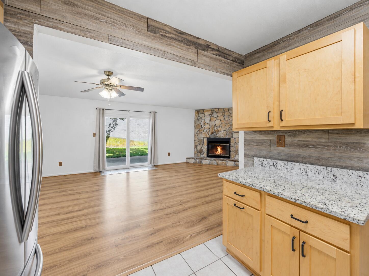 ROCKY BAYOU T/H - Residential
