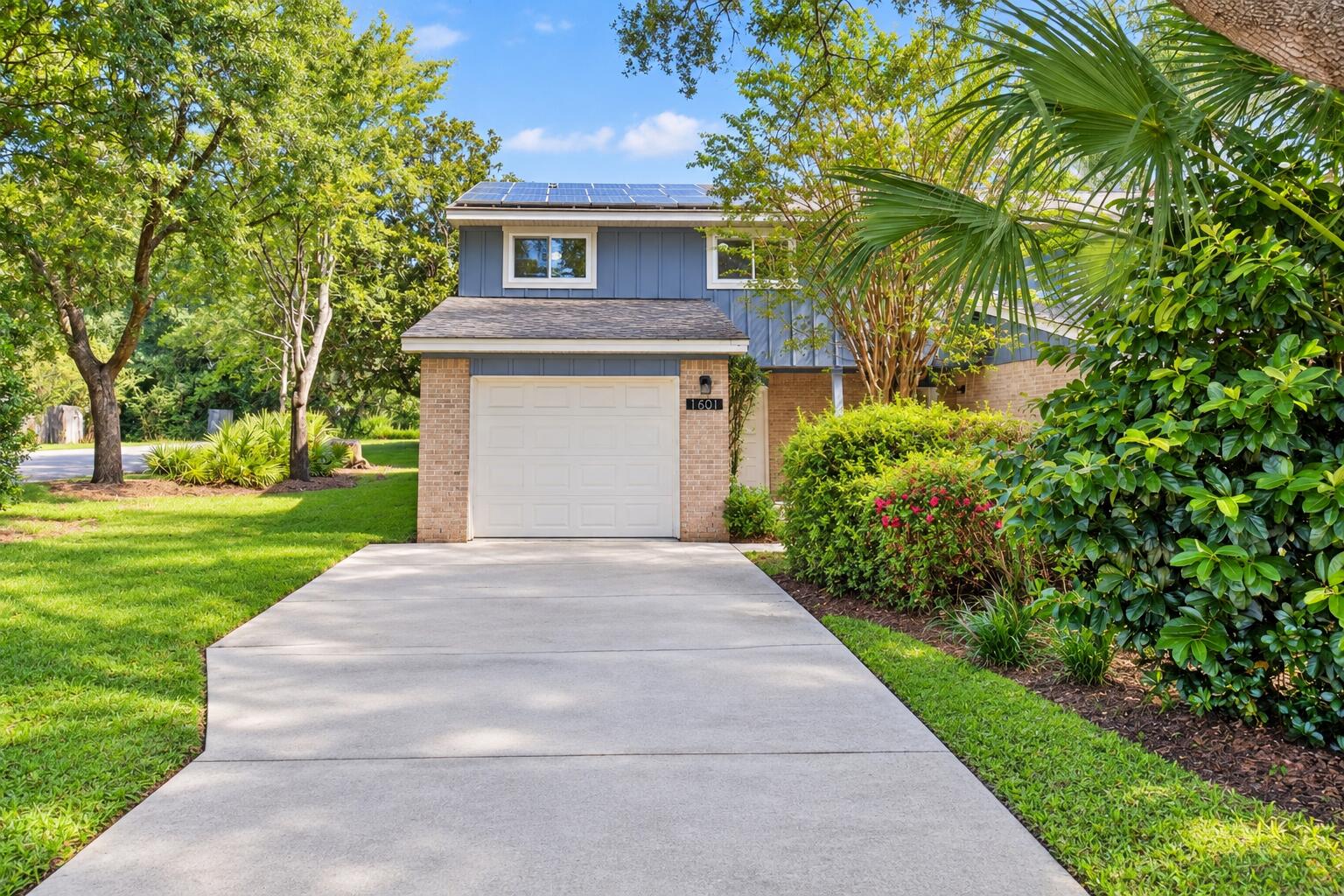 ROCKY BAYOU T/H - Residential