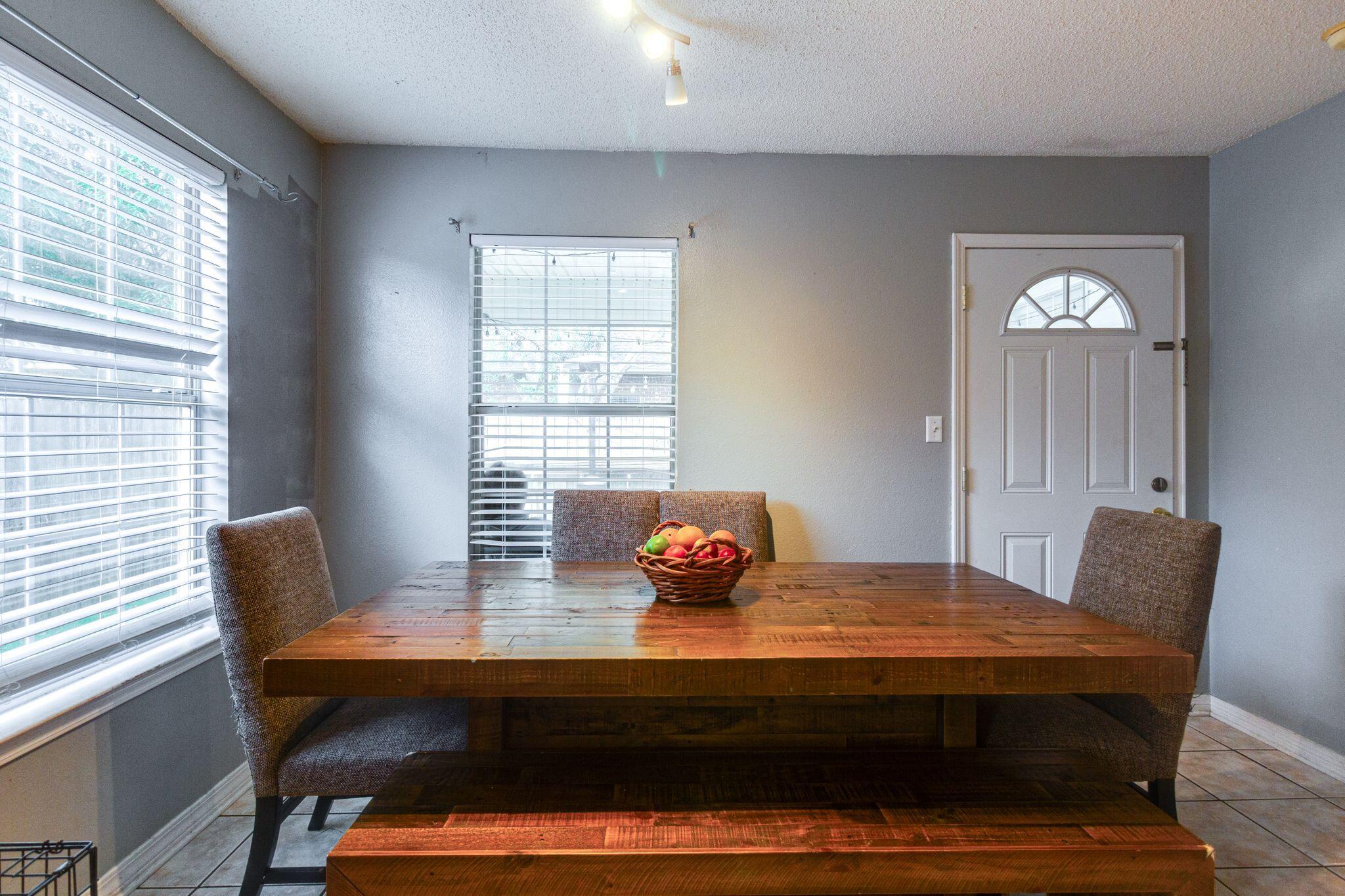 SANDY DUNES - Residential Lease