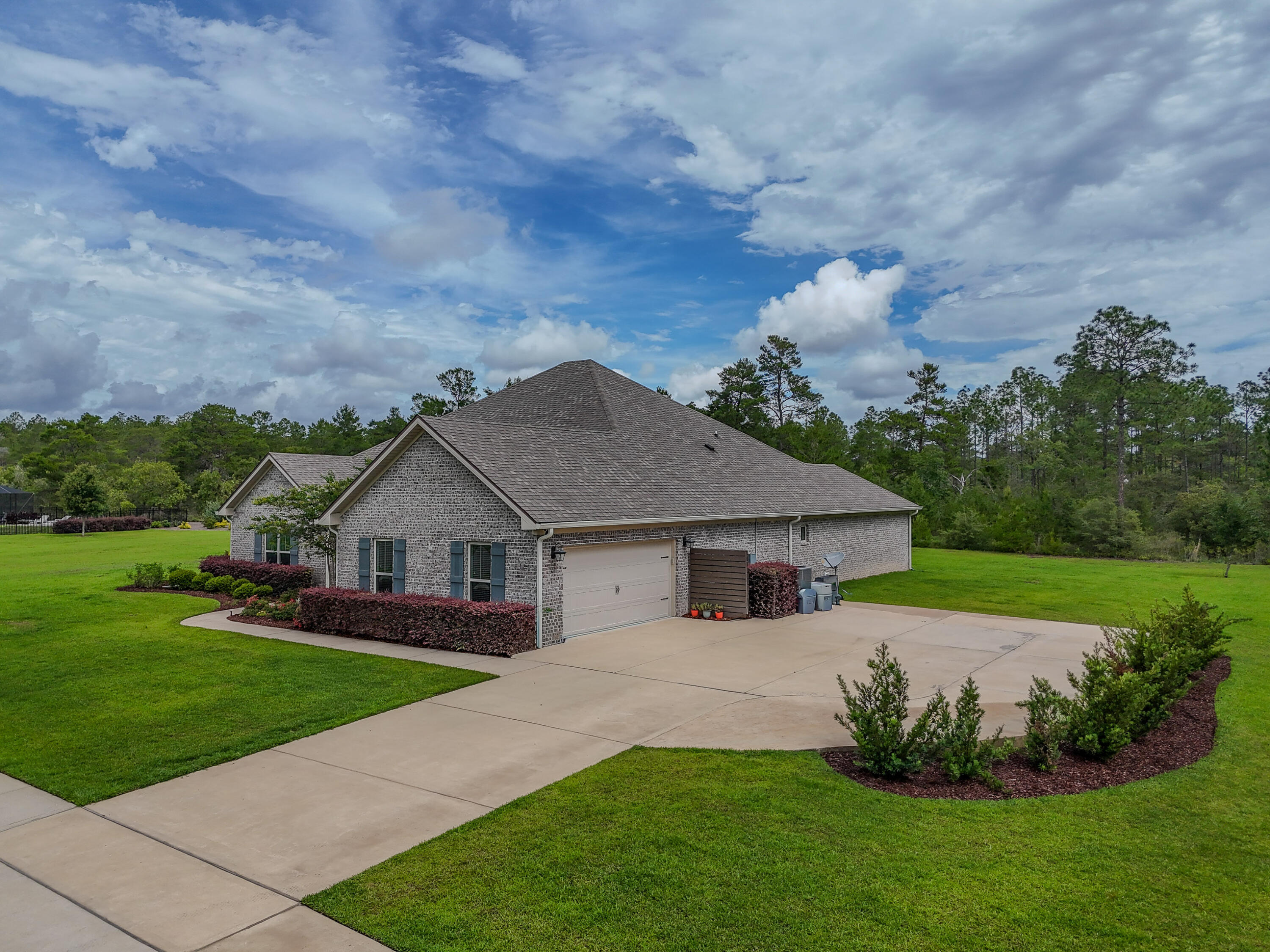 WINDSWEPT ESTATES - Residential