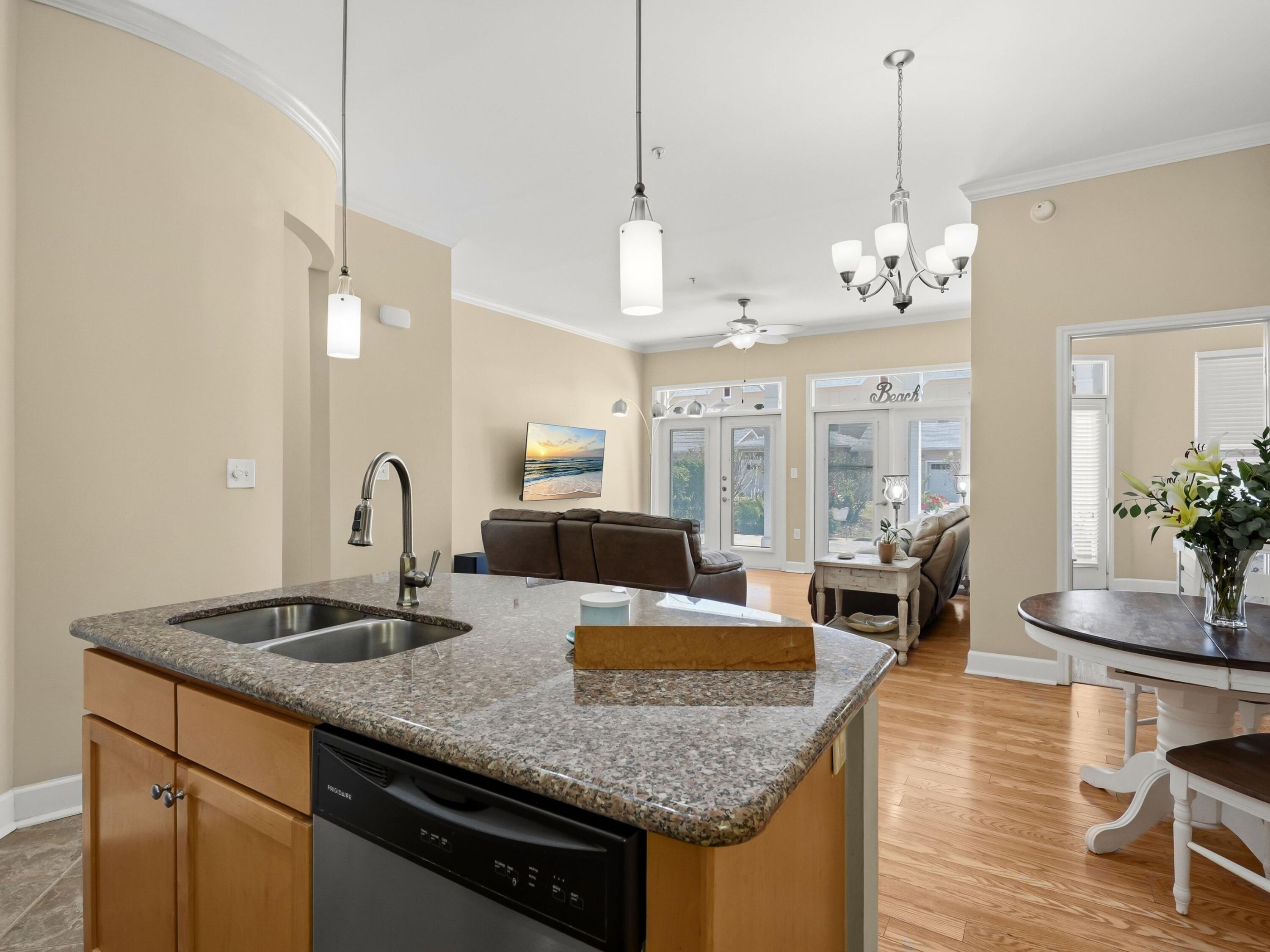 ISLAND RESERVE - Residential