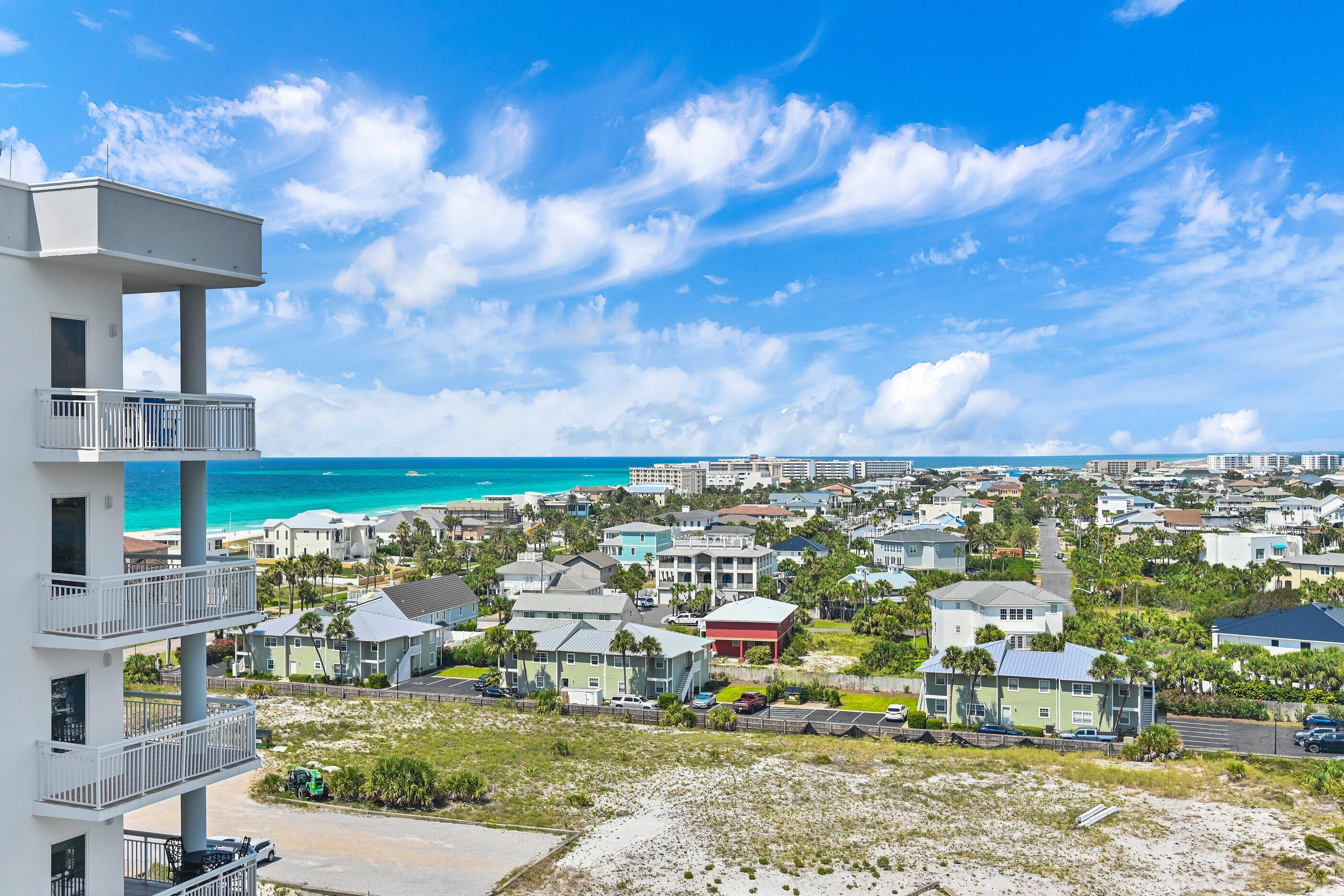 HARBOR LANDING - Residential