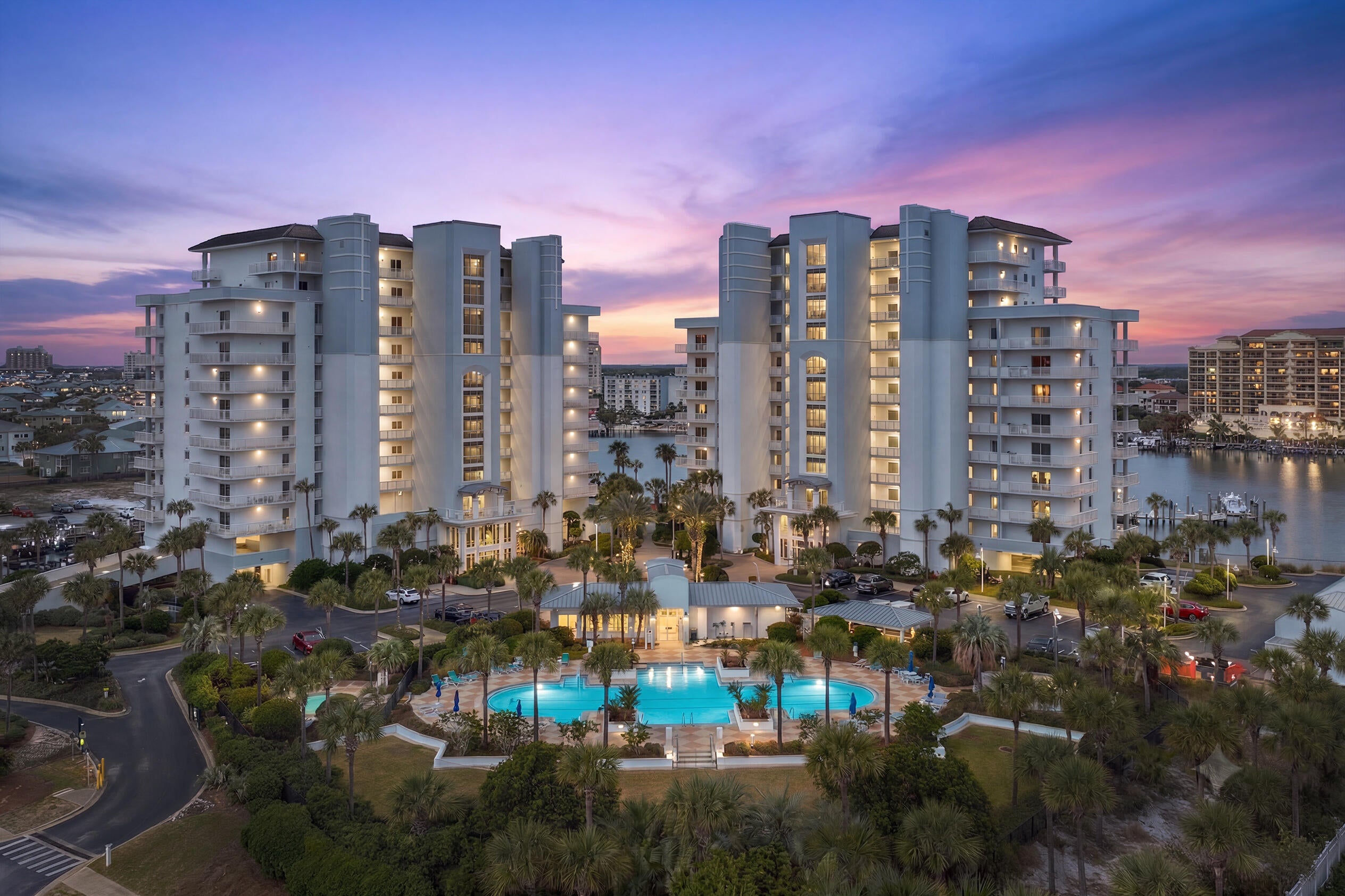HARBOR LANDING - Residential