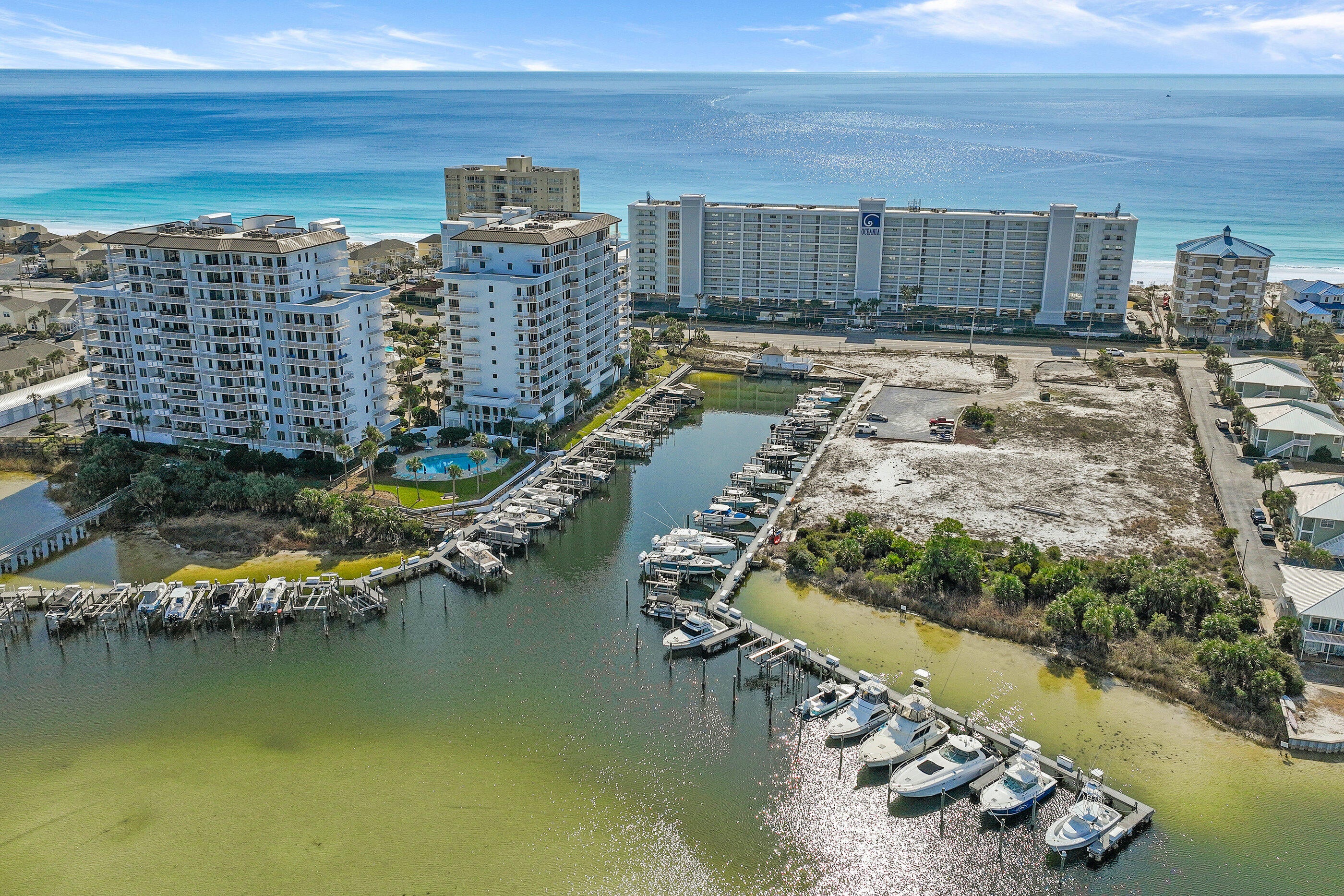 HARBOR LANDING - Residential